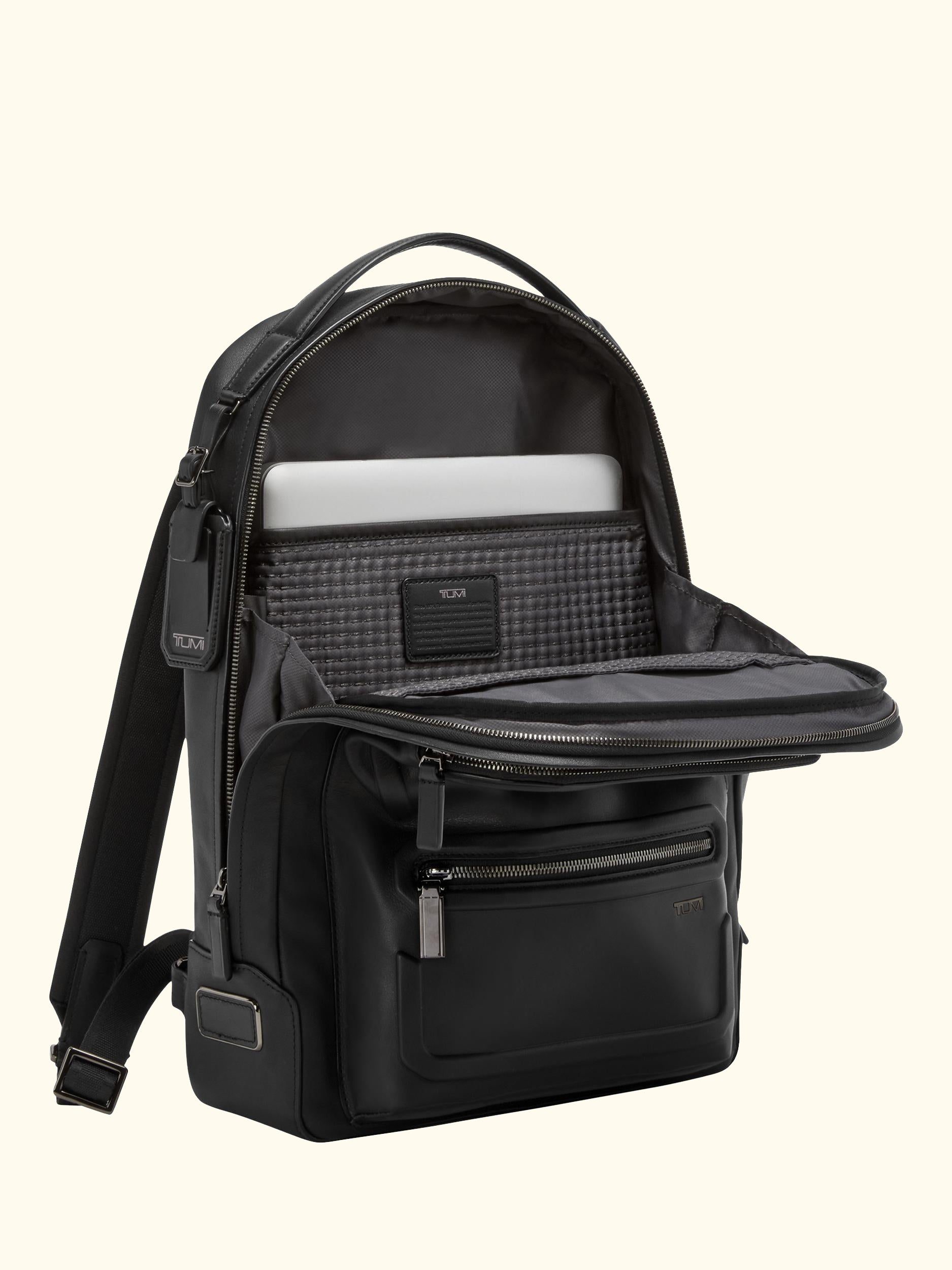 Bradner Backpack, Black Bombe