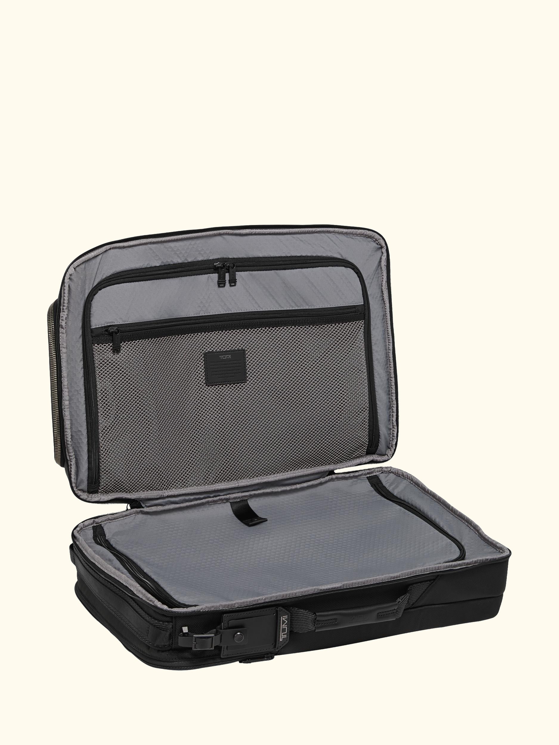 Nomadic Detrick Backpack, 55L, Black