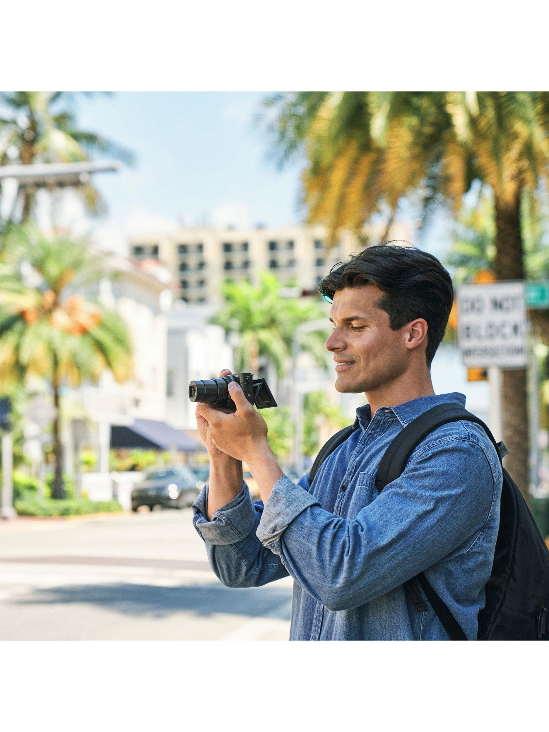Cyber-shot DSC-RX100 VII Camera, 4K, 20.1MP, 8x Optical Zoom, Wi-Fi, Bluetooth, NFC, OLED EVF, 3" Tiltable Touch Screen, Black
