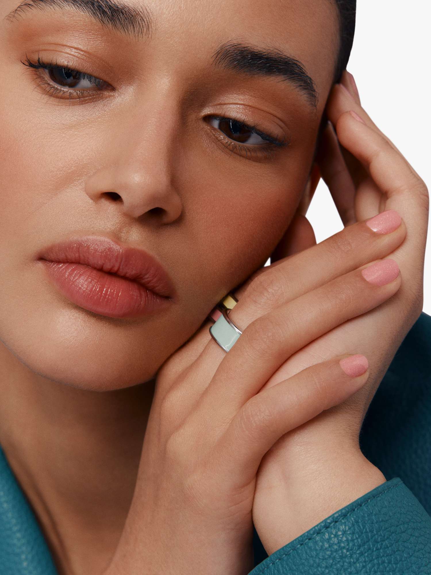 Les Mains Hermès Nail Polish Limited Edition