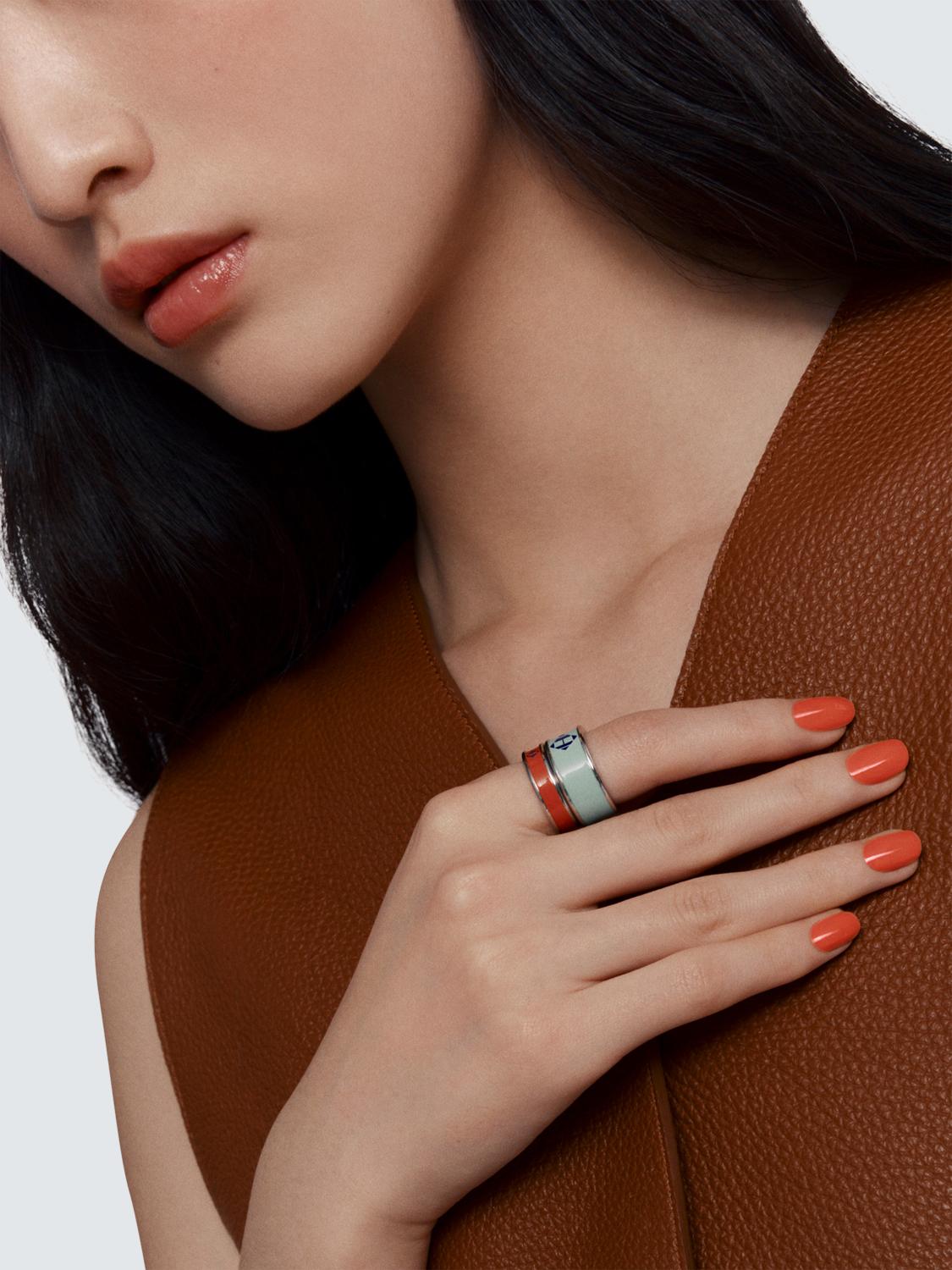 Les Mains Hermès Nail Polish Limited Edition