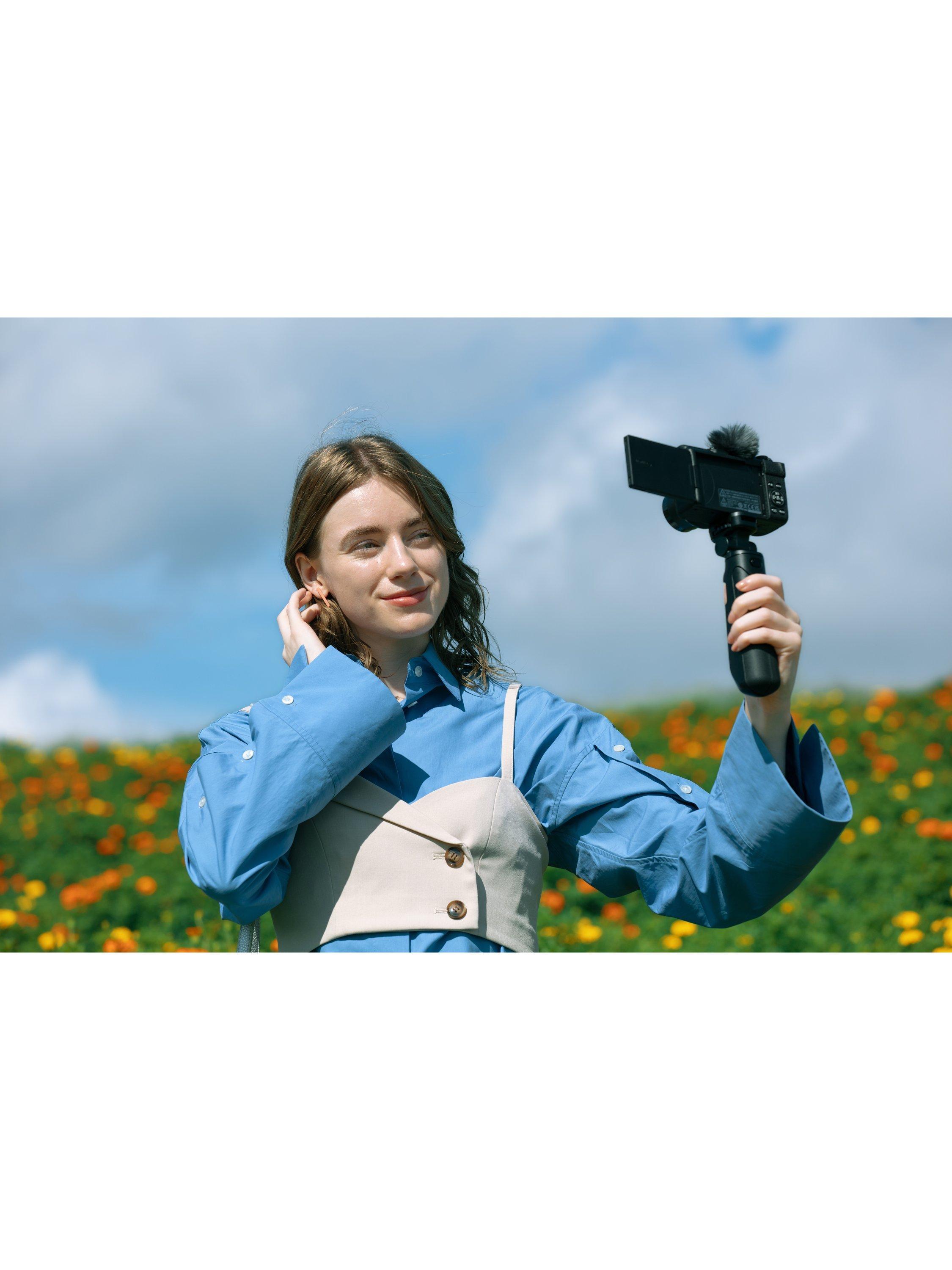 PowerShot V1 Vlogging Camera, 4K Ultra HD, 22.3MP, Wi-Fi, Bluetooth, 3" Vari-angle Touch Screen, Black, Premium Vlogger Kit with Tripod Grip & 128GB Memory Card