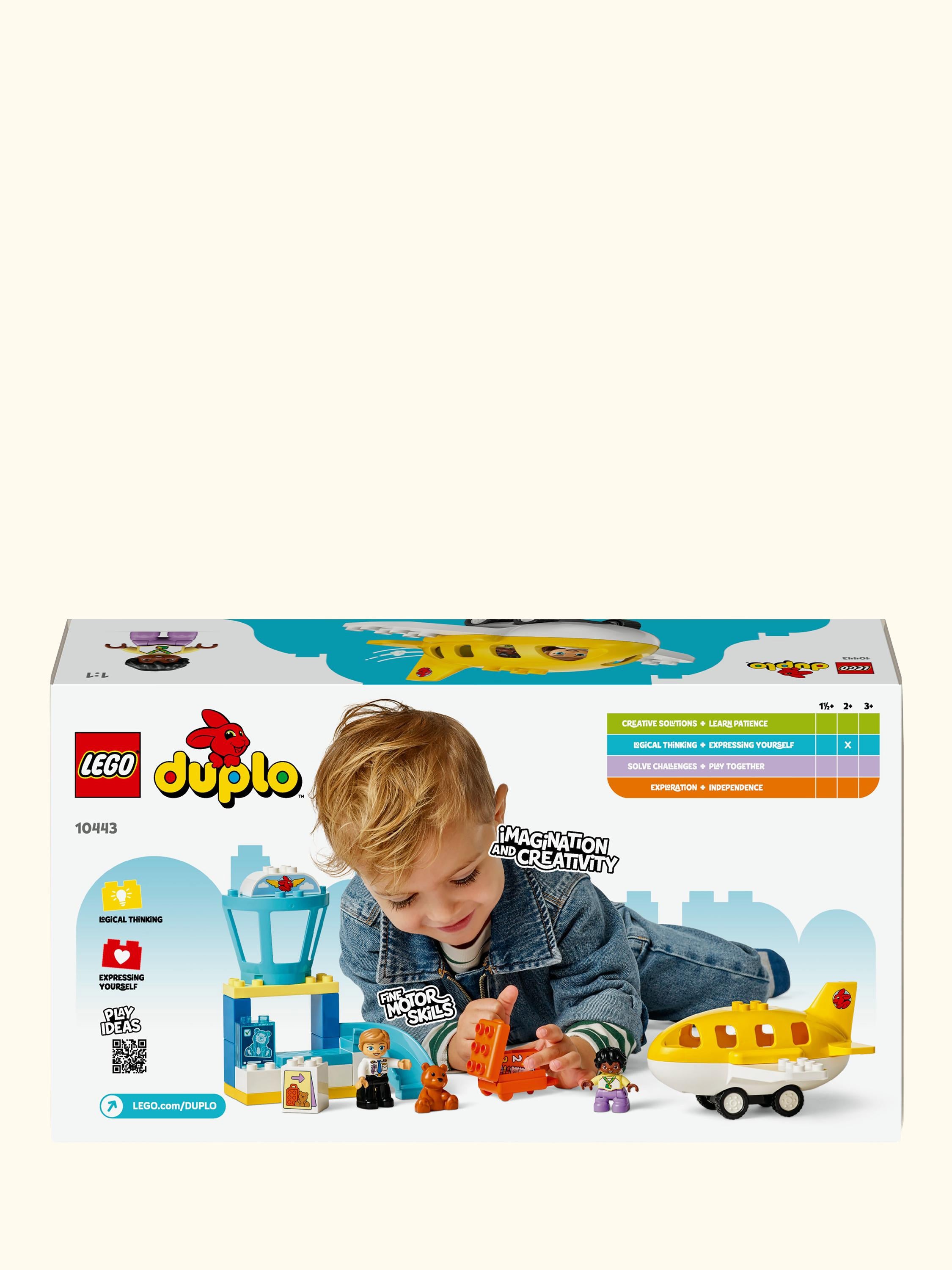 DUPLO 10443 First Time at the Airport