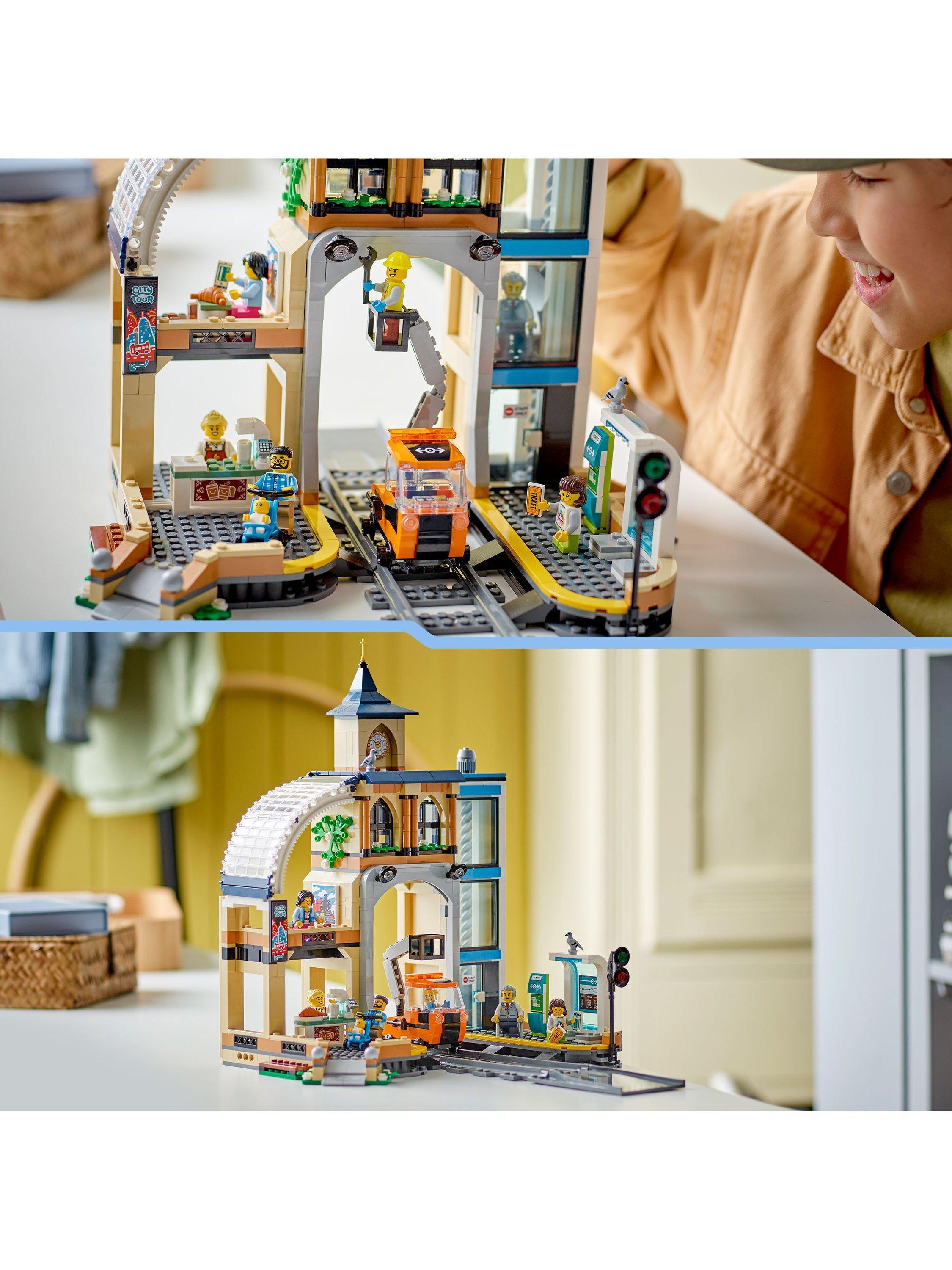 City 60469 Central Train Station Construction Toy Set