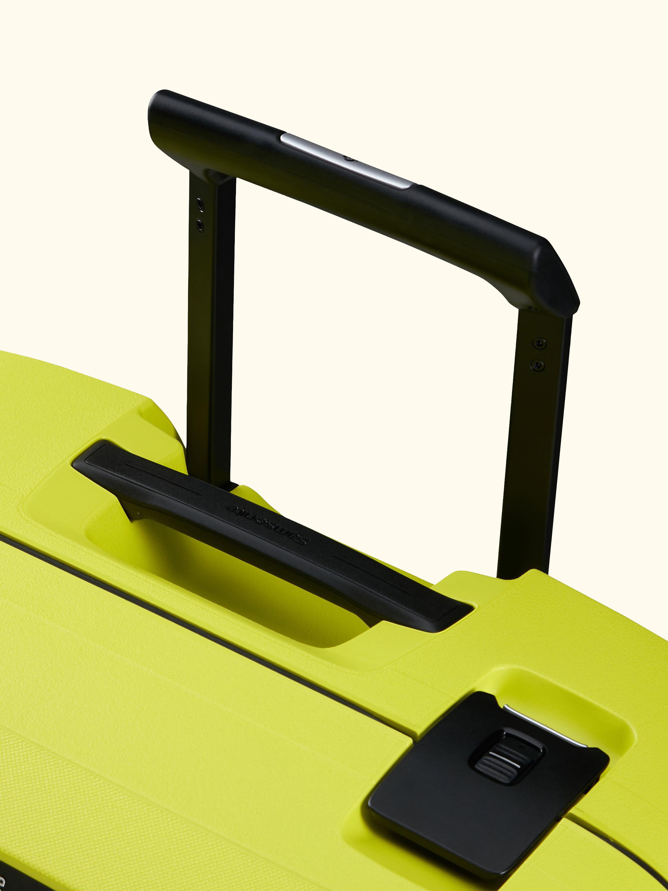 Essens 81cm 4-Wheel Extra Large Suitcase, 140L