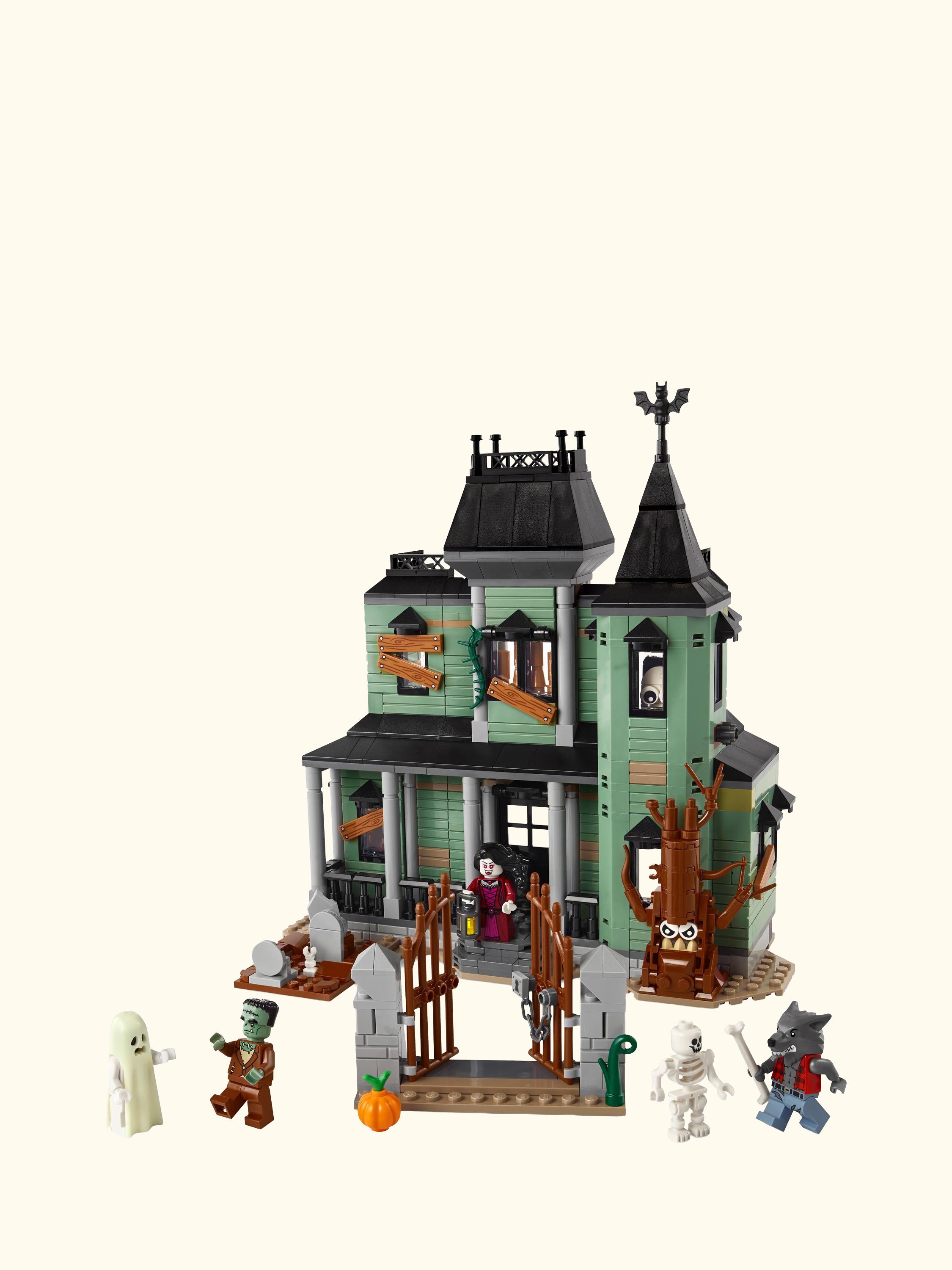 Creator 31167 3-in-1 Haunted Mansion Interactive Toy