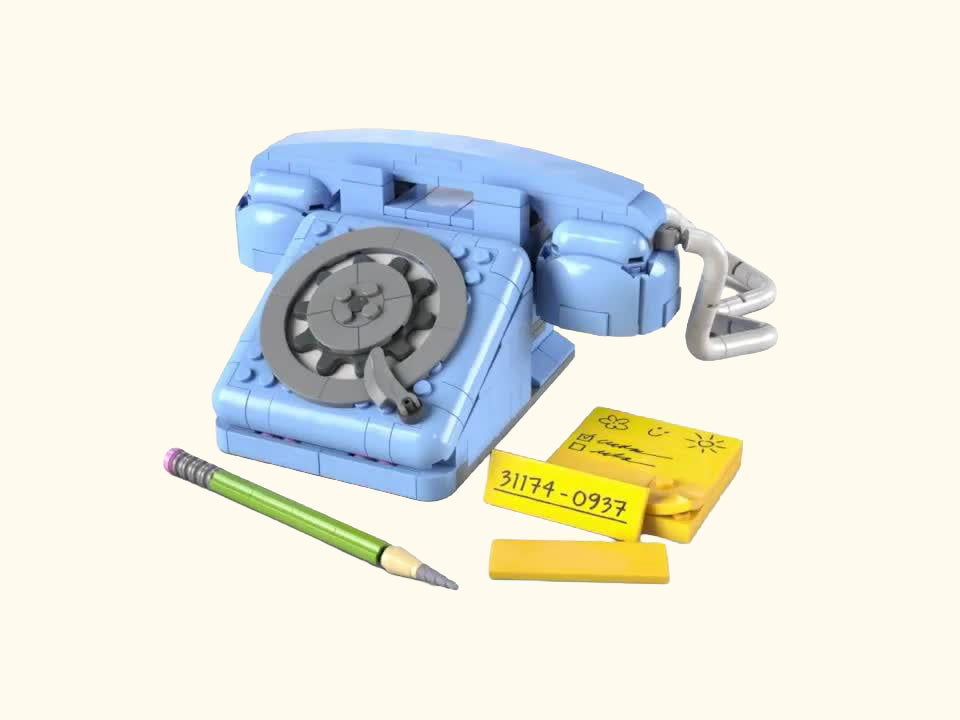 Creator 31174 Retro Telephone 3-in-1 Building Toy Set