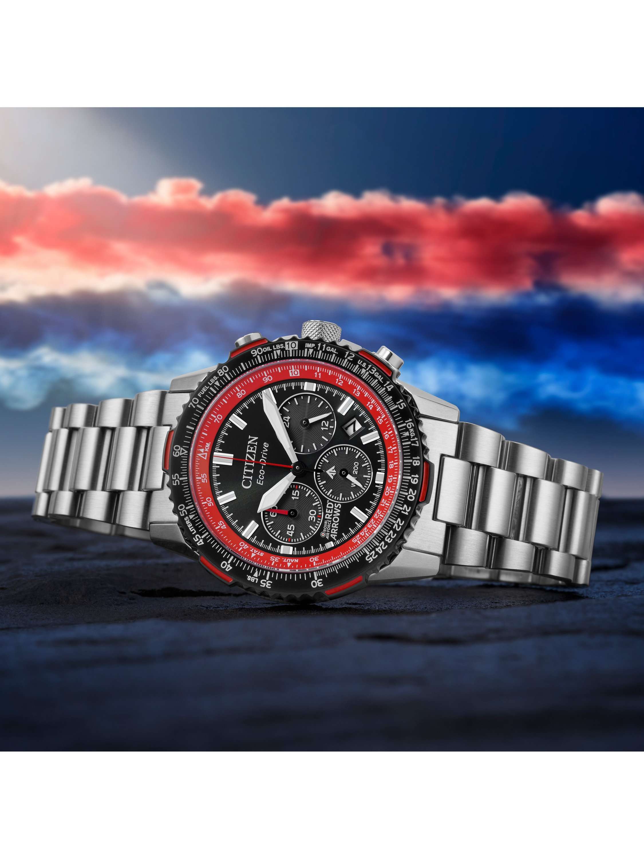 CA4666-56E Men's Red Arrows Bracelet Strap Watch, Black