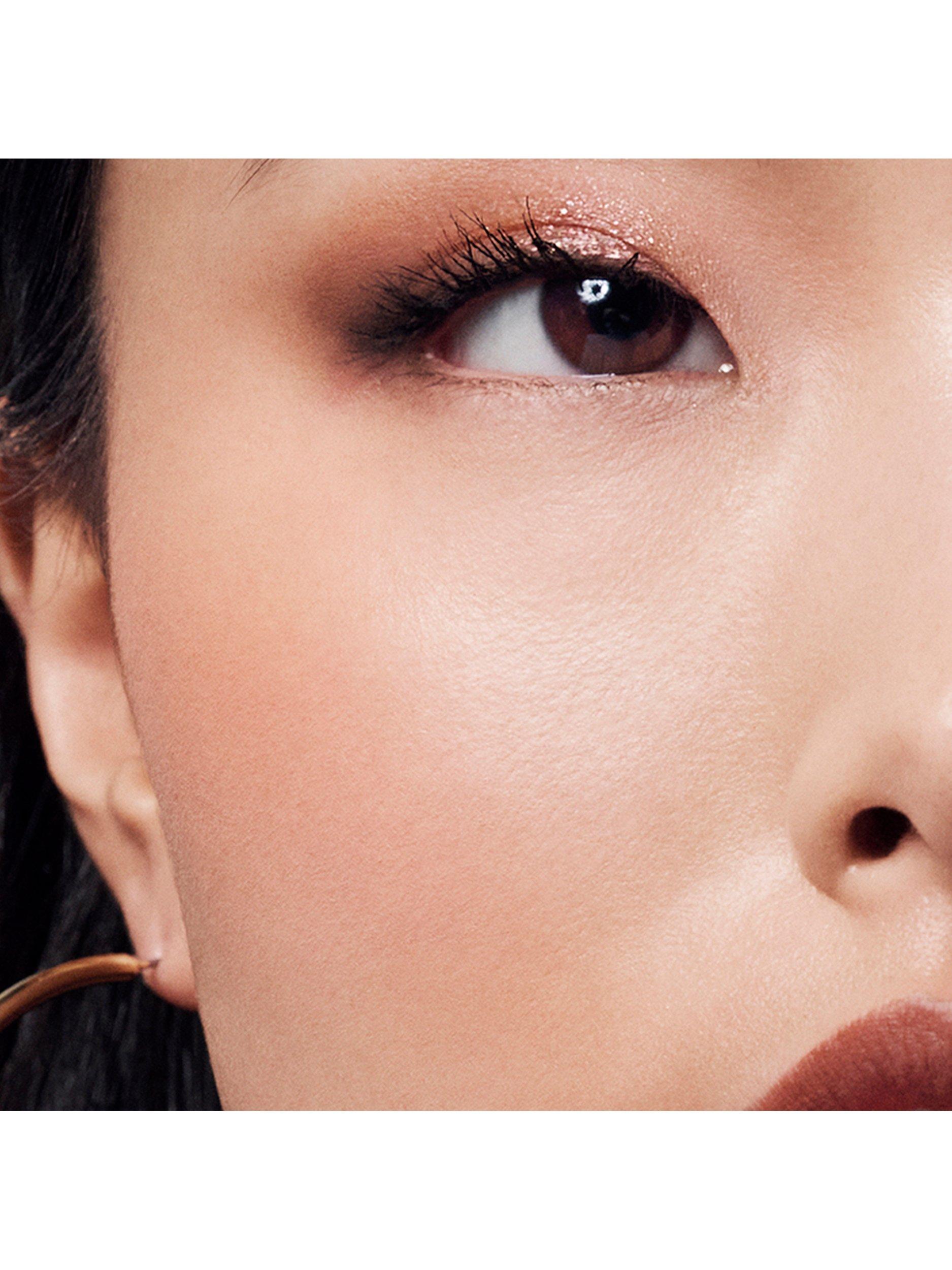 The Sculpting Blush