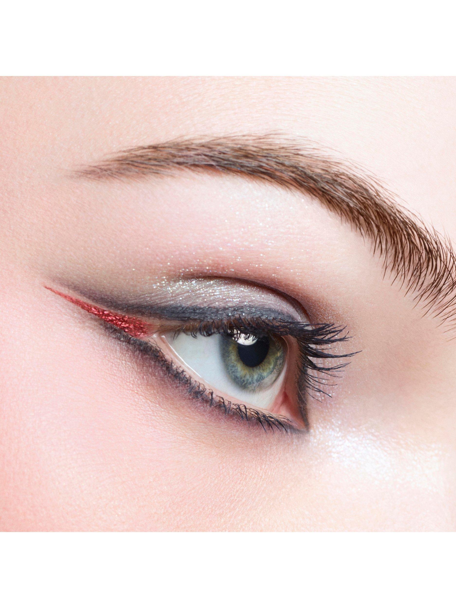 Le Liner De CHANEL High Precision Longwearing and Waterproof Liquid Eyeliner