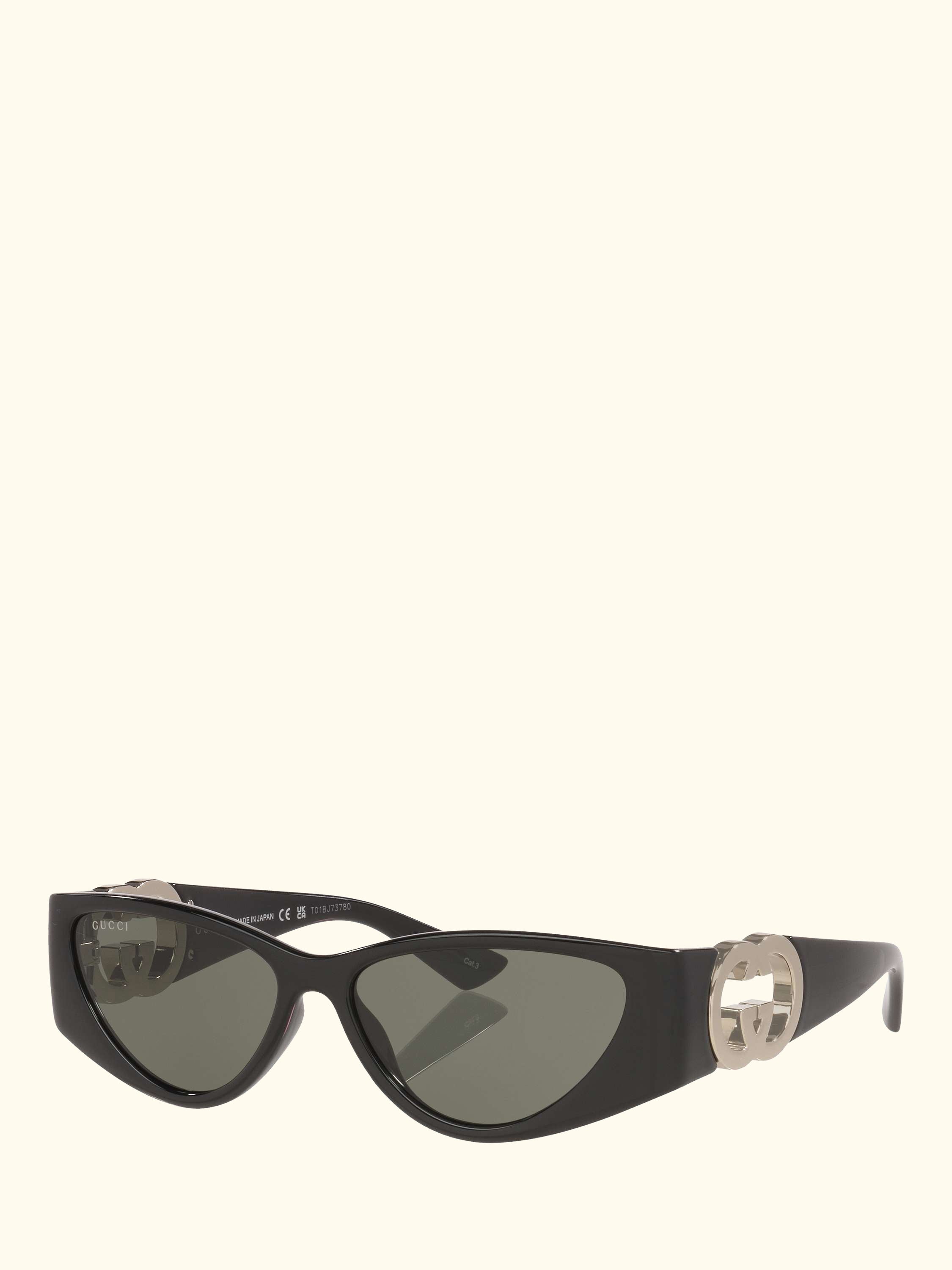 GC002604 Women's Cat Eye Sunglasses