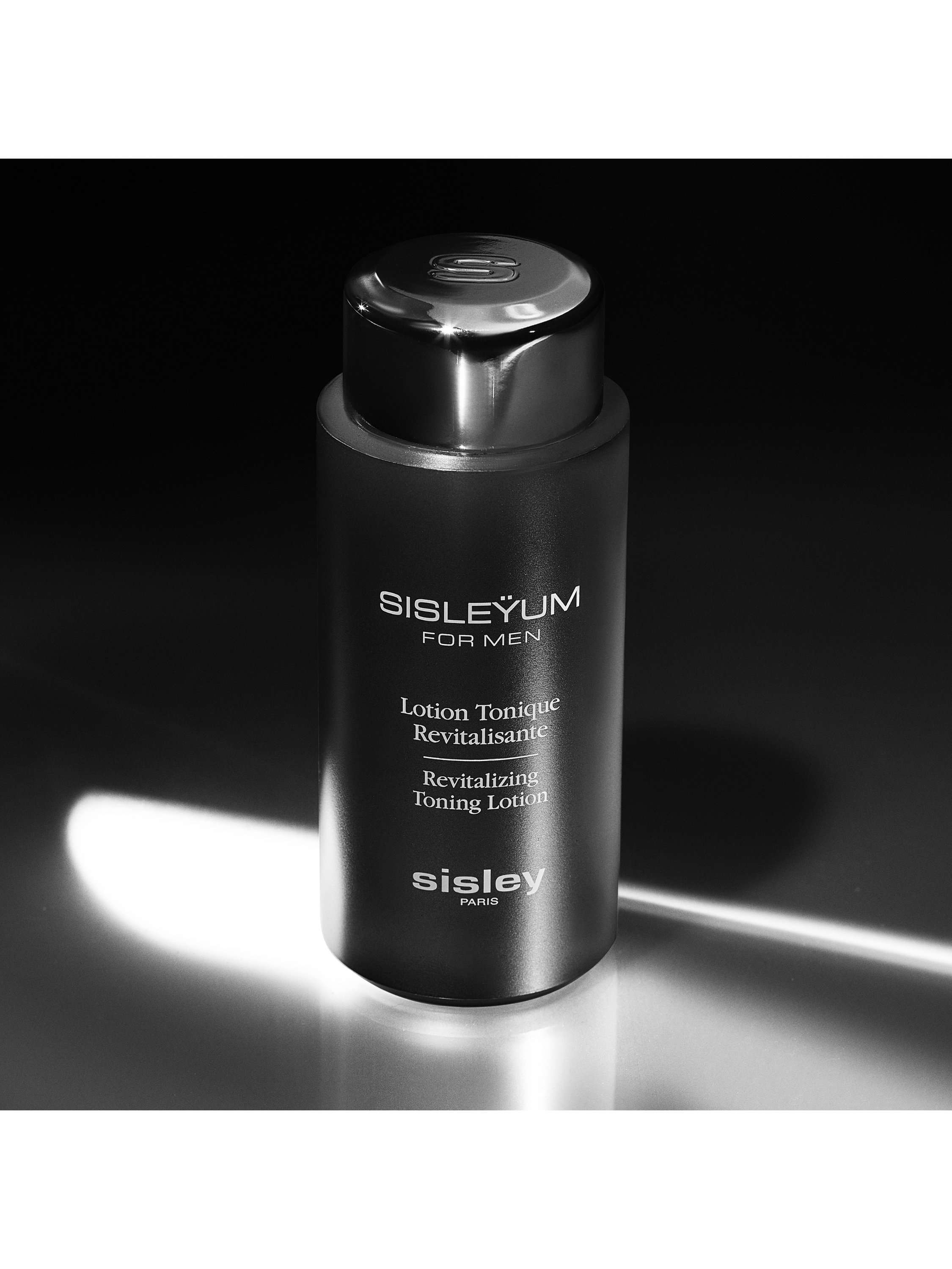 Sisleÿum For Men Revitalising Toning Lotion, 150ml