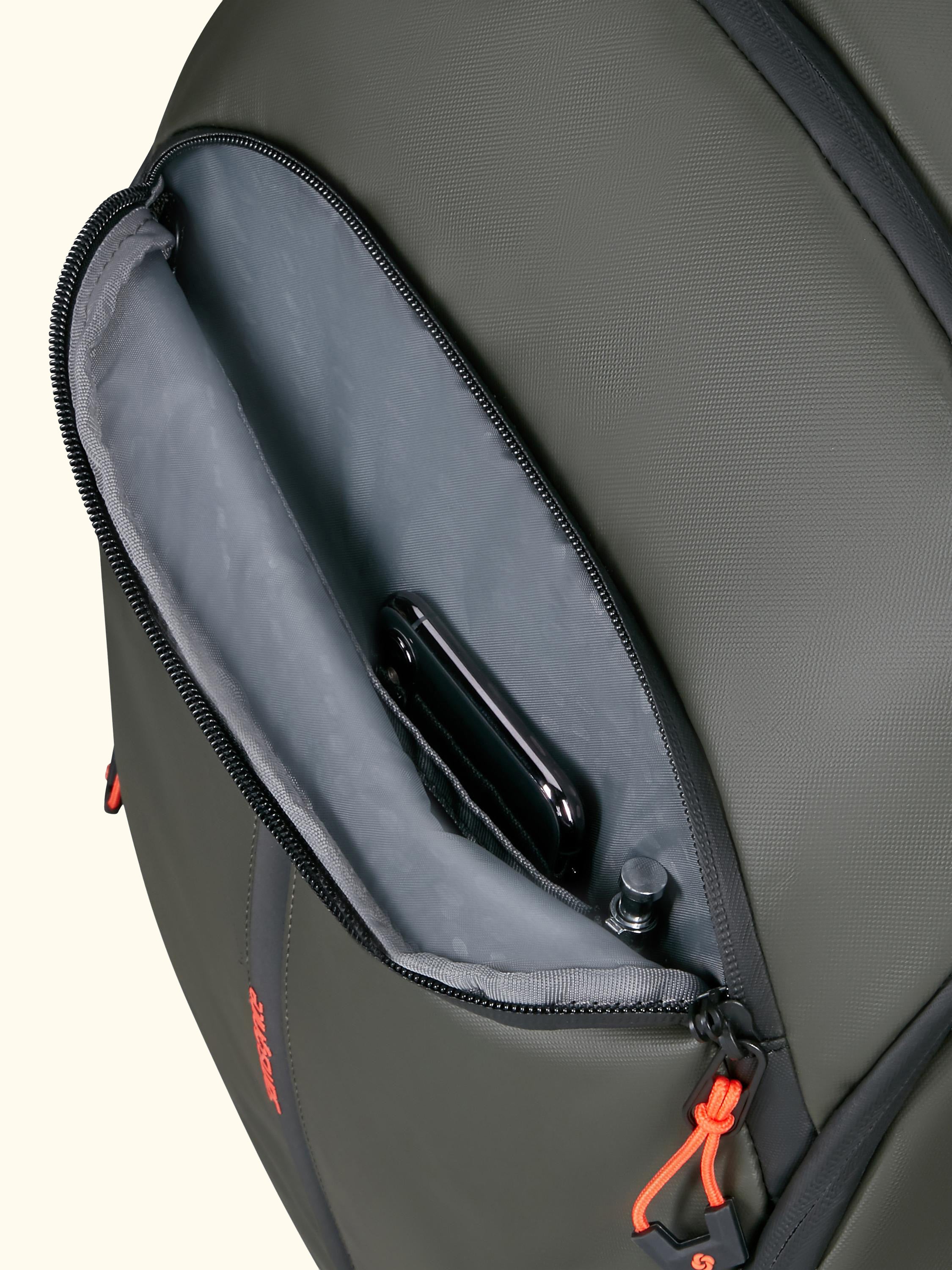 Ecodiver Medium Travel Backpack, 55L