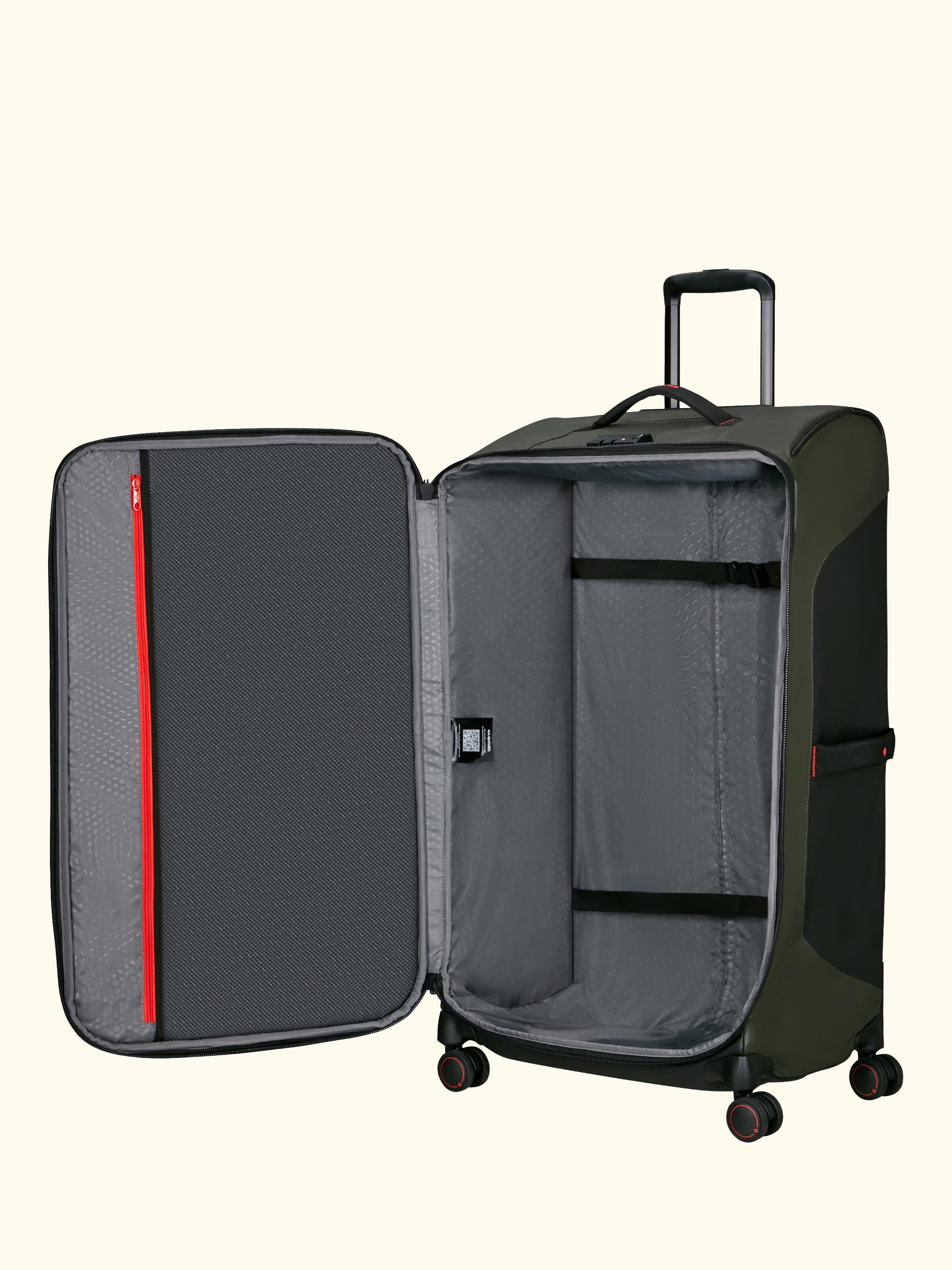 EcoDiver 4-Wheel Spinner Duffle, 117L