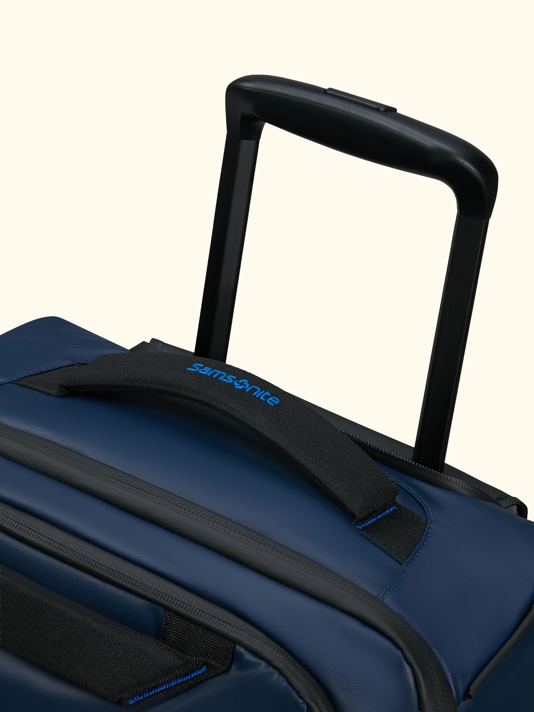 Ecodiver Soft Shell 2-Wheel Cabin Case, 30L