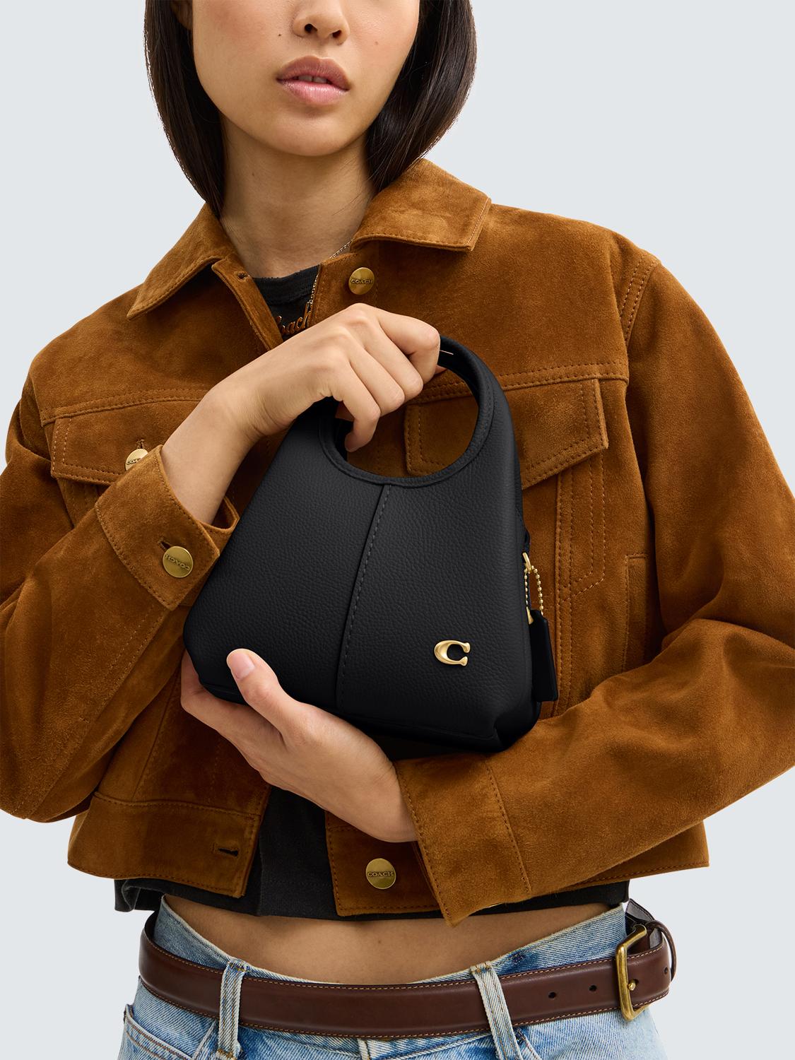 Lana 19 Leather Shoulder Bag, Black