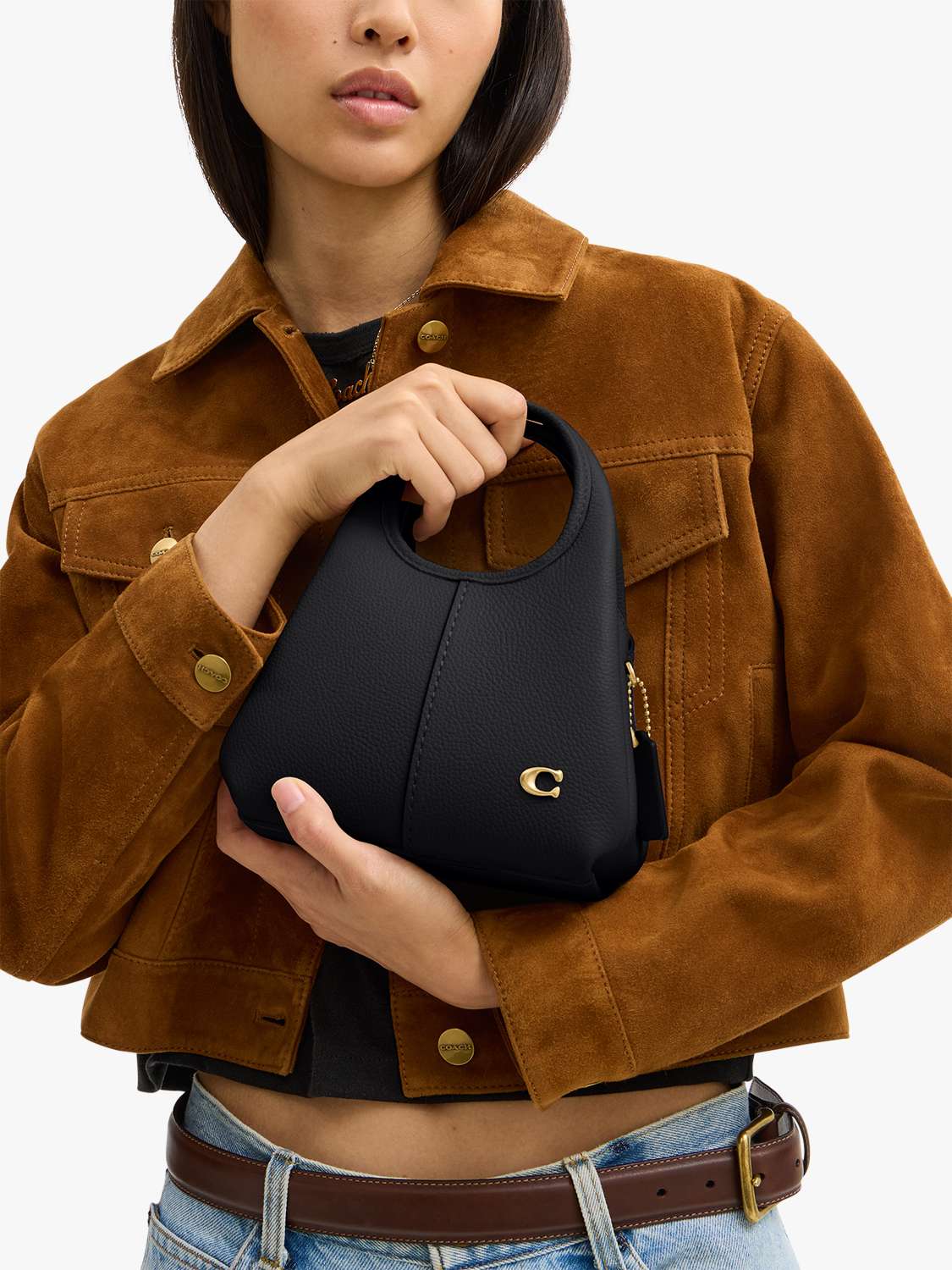 Lana 19 Leather Shoulder Bag, Black