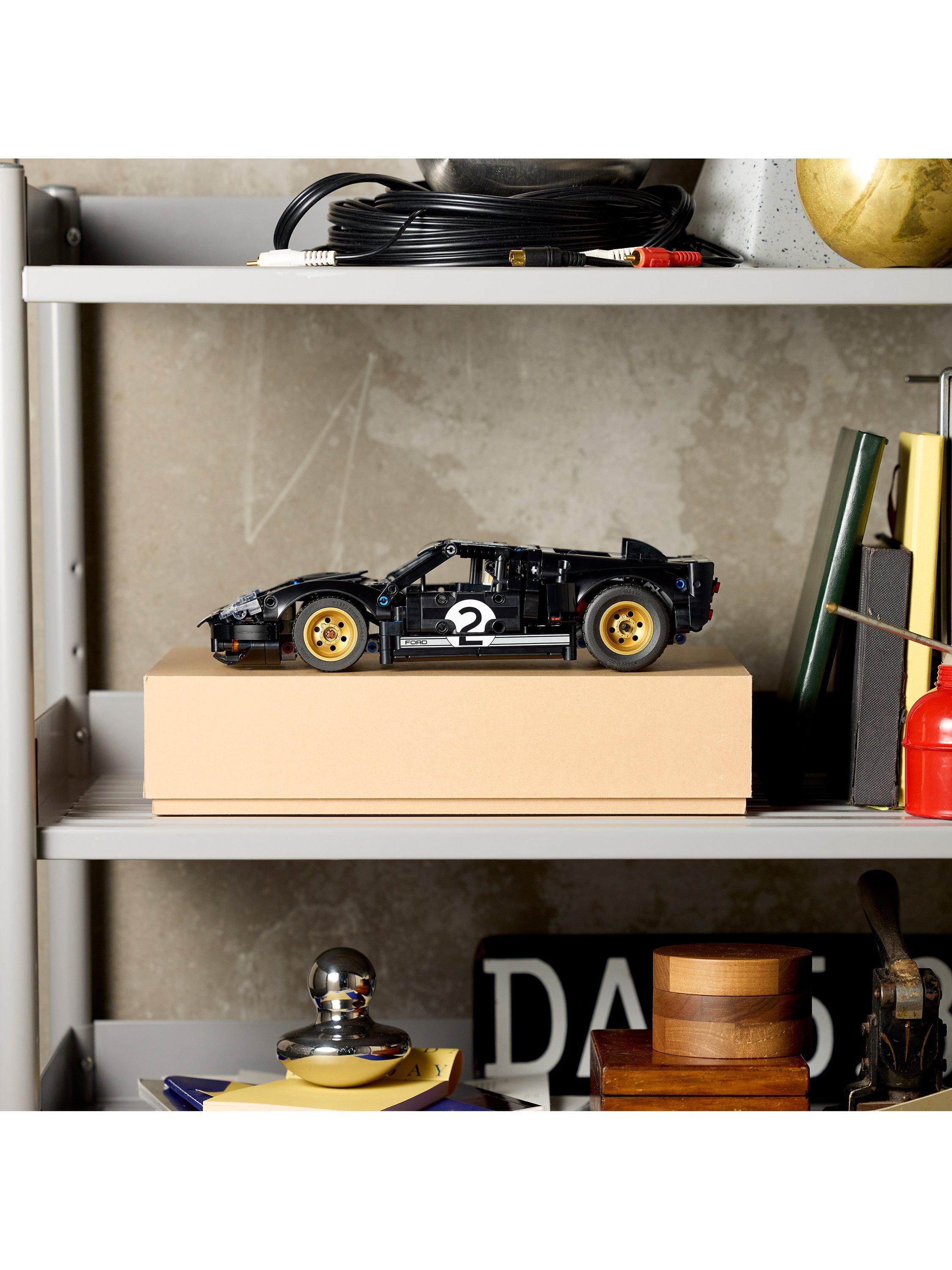 Technic 42223 1966 Ford GT40 MKII Race Car Model Kit
