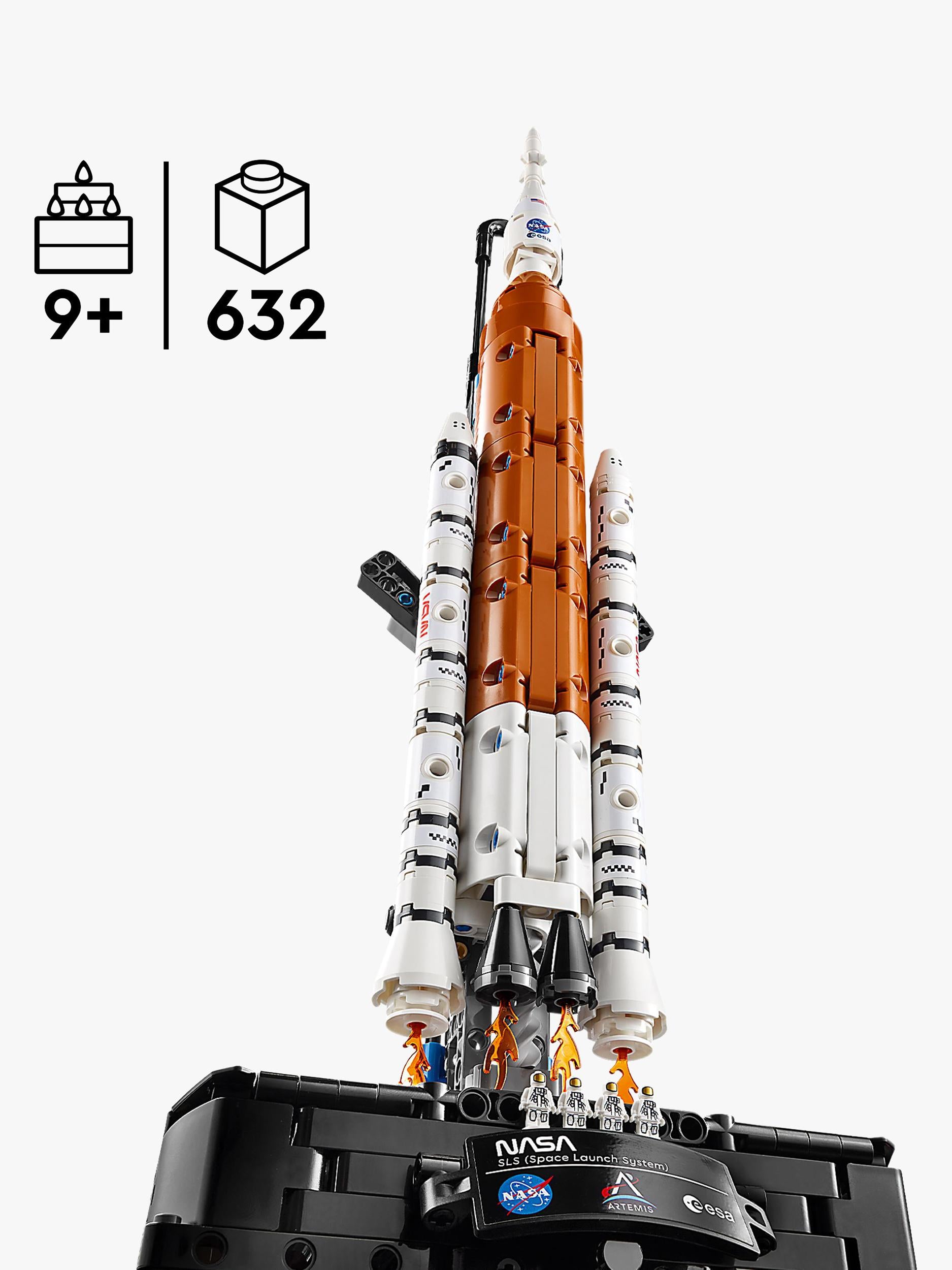 Technic 42221 NASA Artemis Space Launch System Rocket