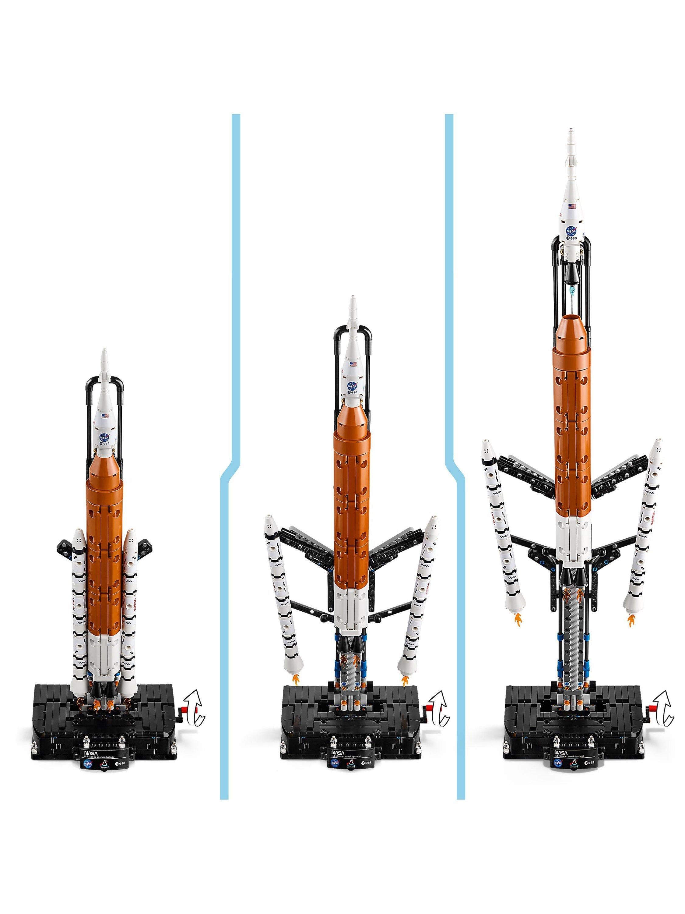 Technic 42221 NASA Artemis Space Launch System Rocket