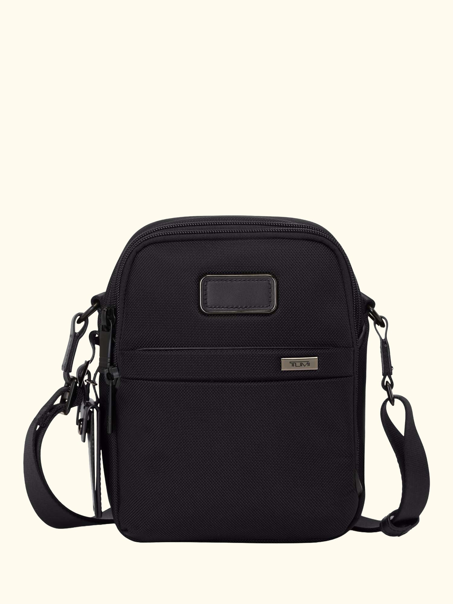 Alpha Medium 15" Briefcase, 30.44L, Black