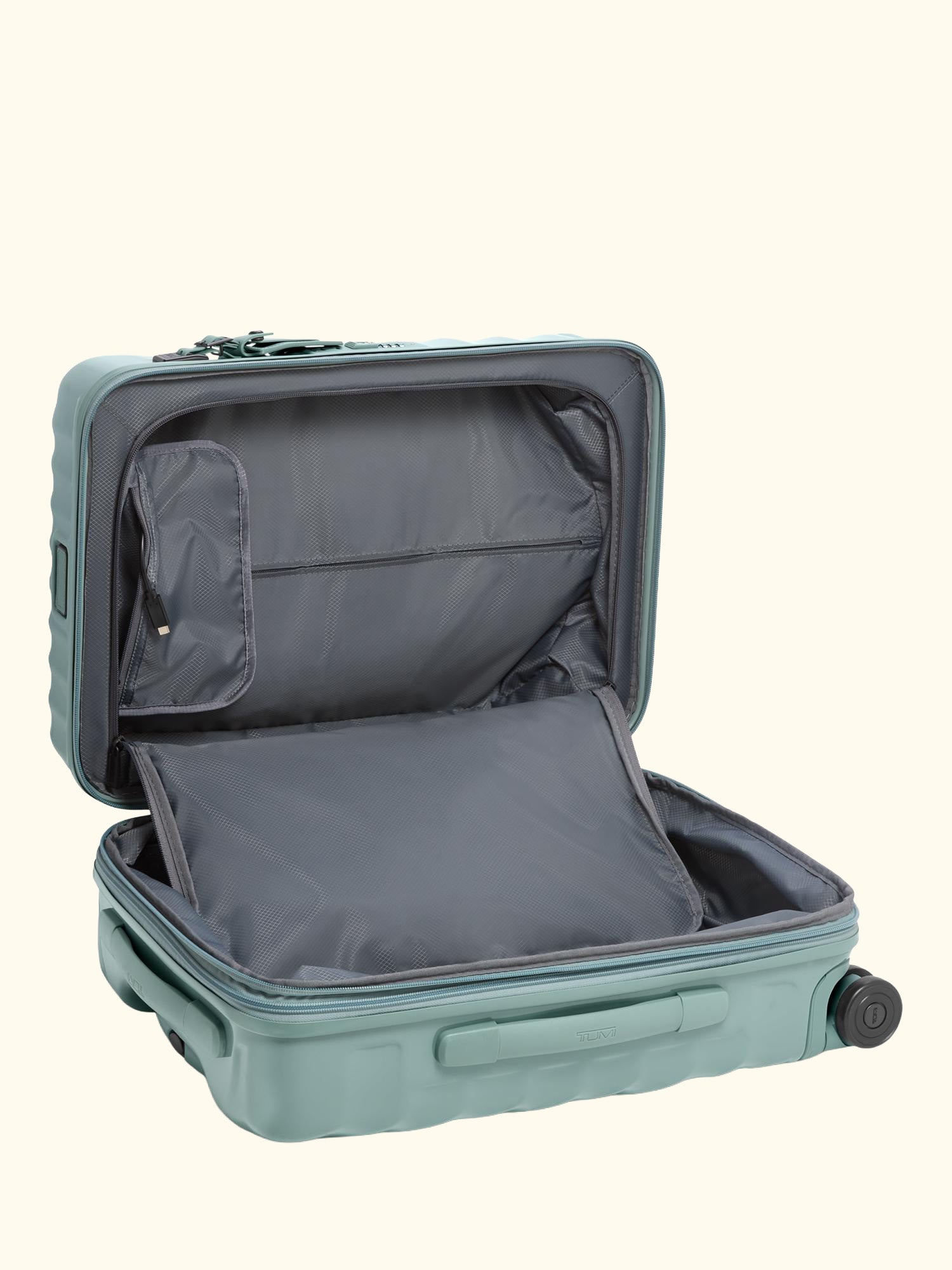 19 Degree Carry On Continental Expandable Cabin Suitcase, 56L