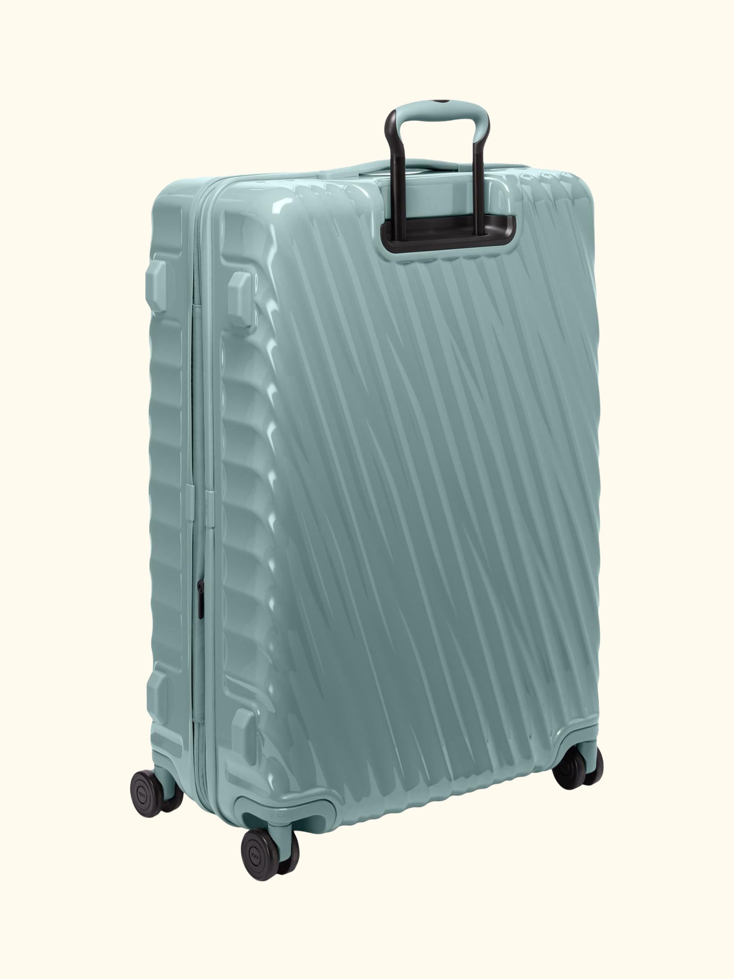 19 Degree Large 4-Wheel Expandable Suitcase, 132L