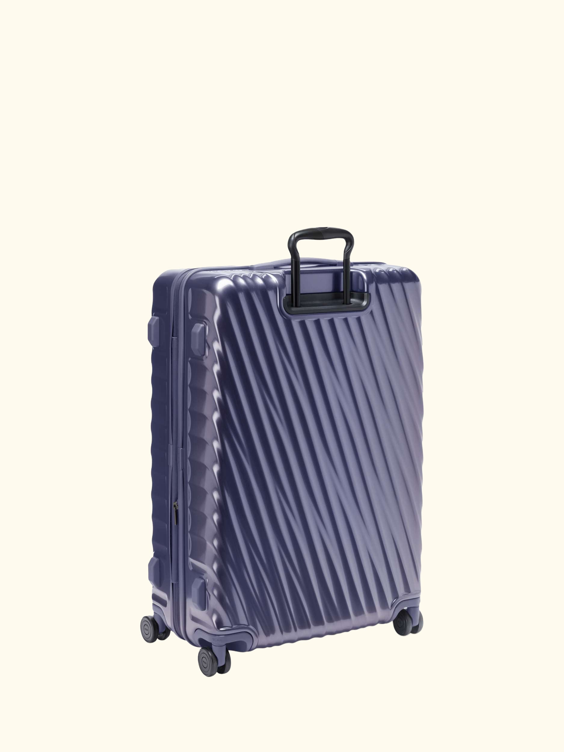 19 Degree Large 4-Wheel Expandable Suitcase, 132L