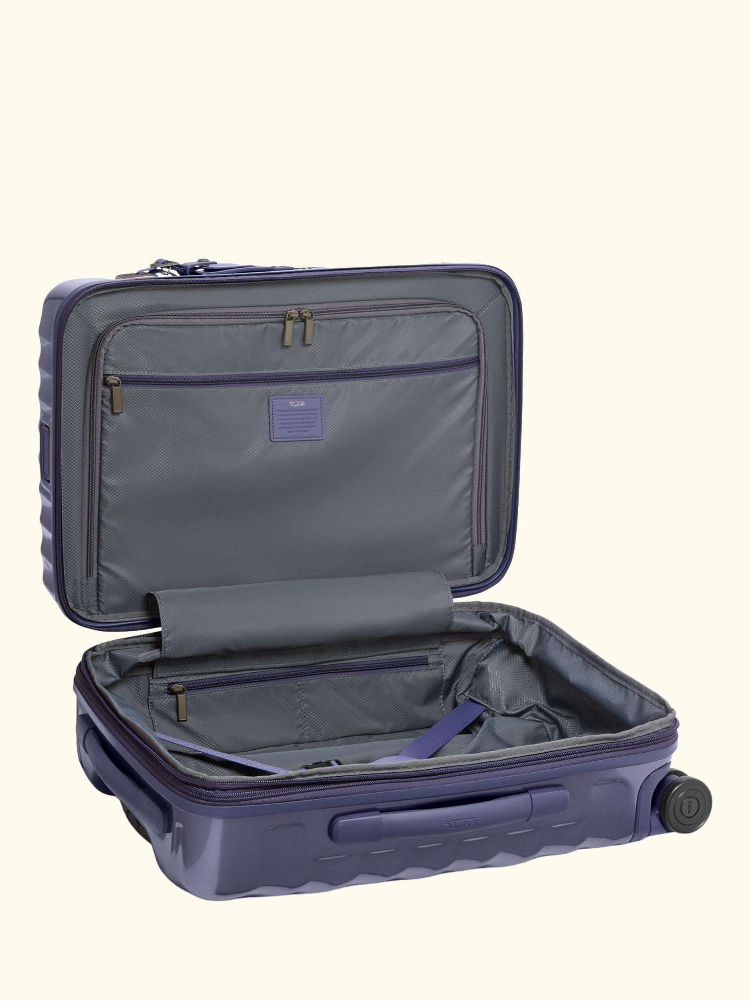 19 Degree International Expandable Cabin Suitcase, 57L