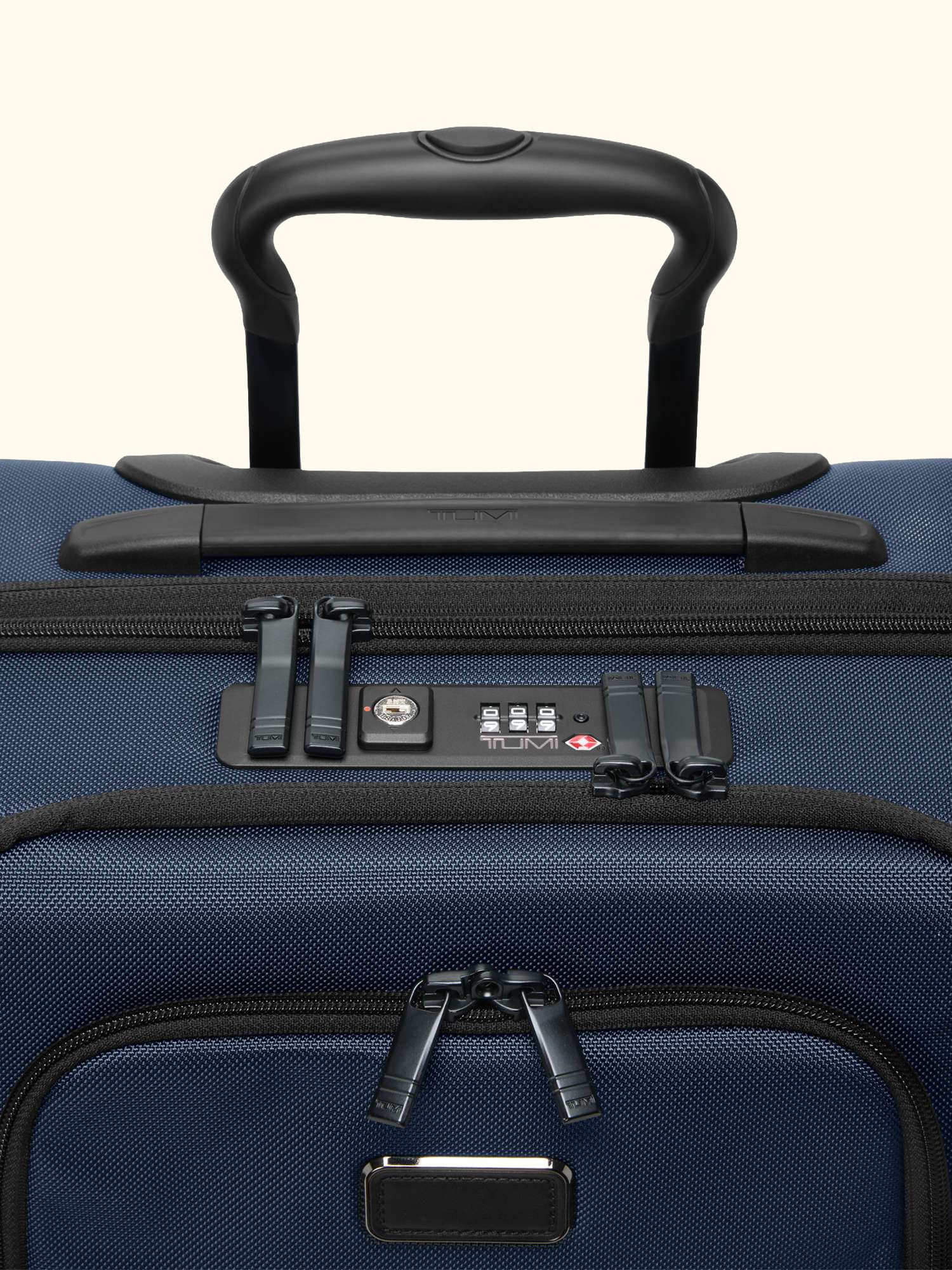 Large Dual Access Expandable 4-Wheel Suitcase, 74L