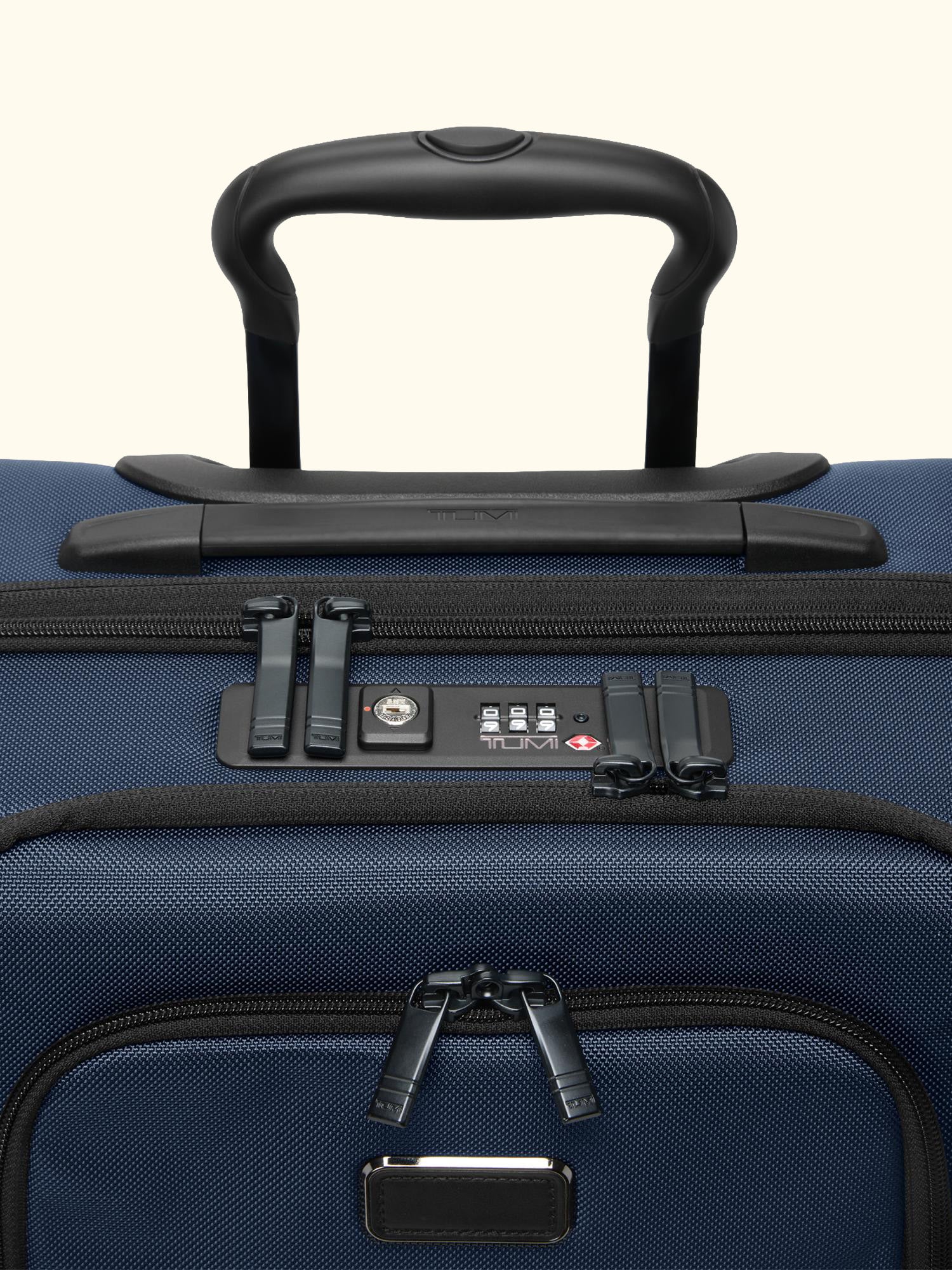 Large Dual Access Expandable 4-Wheel Suitcase, 74L