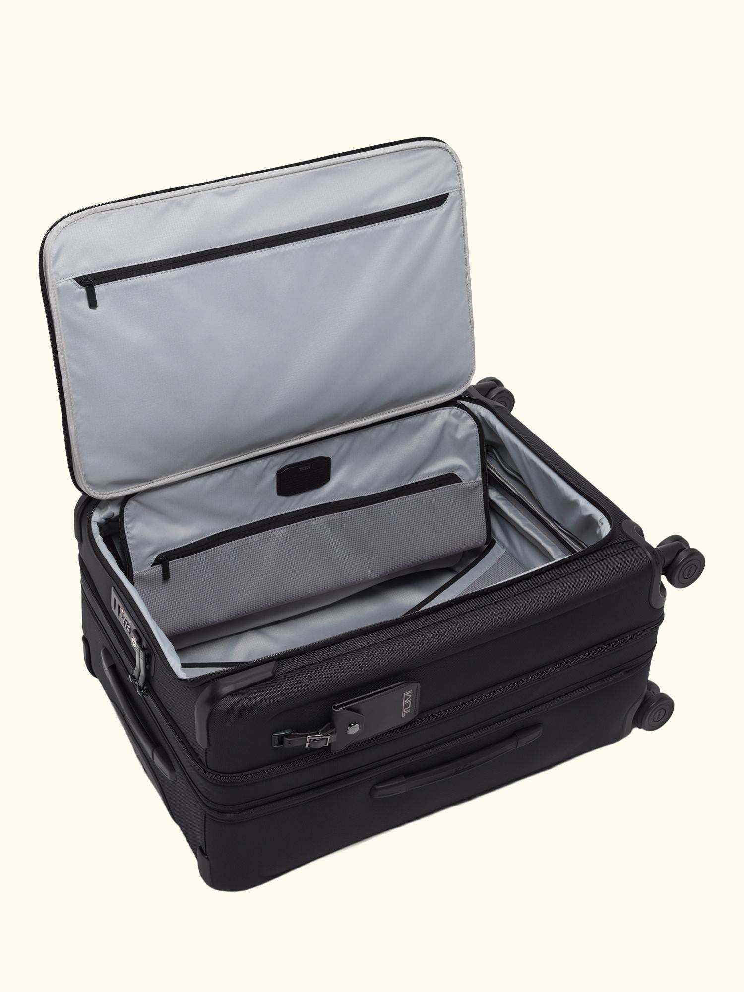 Medium Dual Access Expandable 4-Wheel Suitcase, 132L, Black
