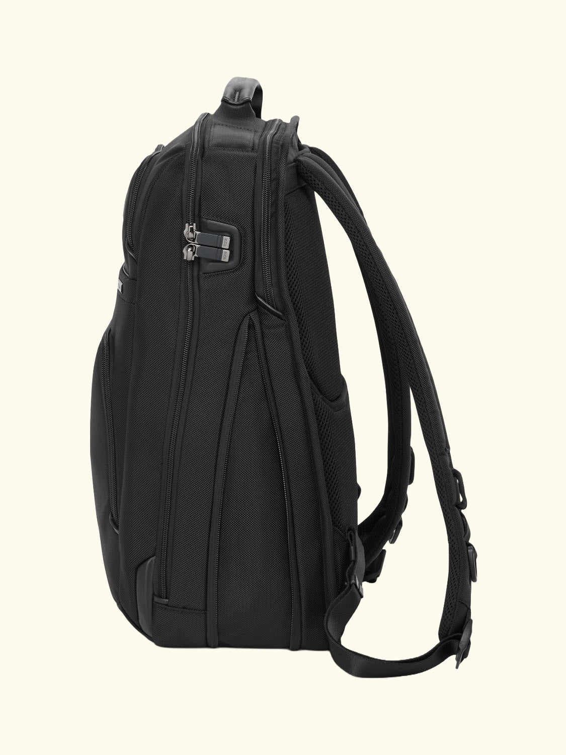 Alpha Large 17" Expandable Backpack, 39.65L Black