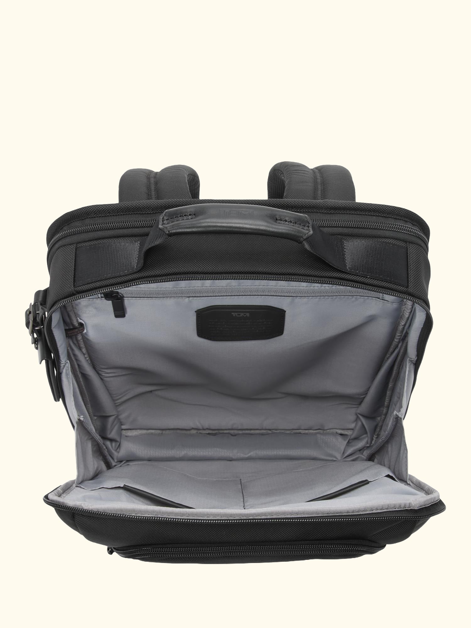 Alpha Large 17" Expandable Backpack, 39.65L Black