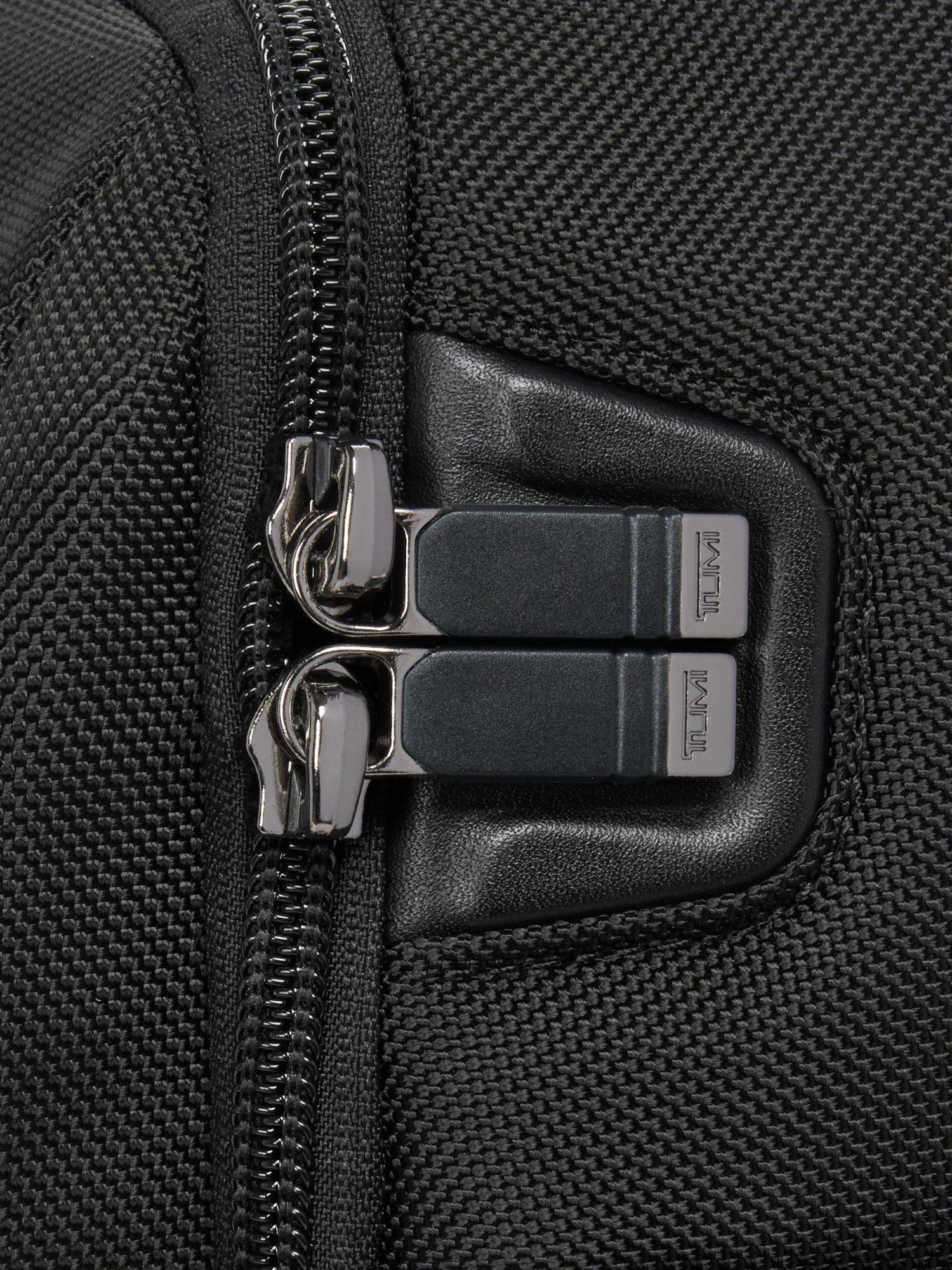 Alpha Large 17" Expandable Backpack, 39.65L Black