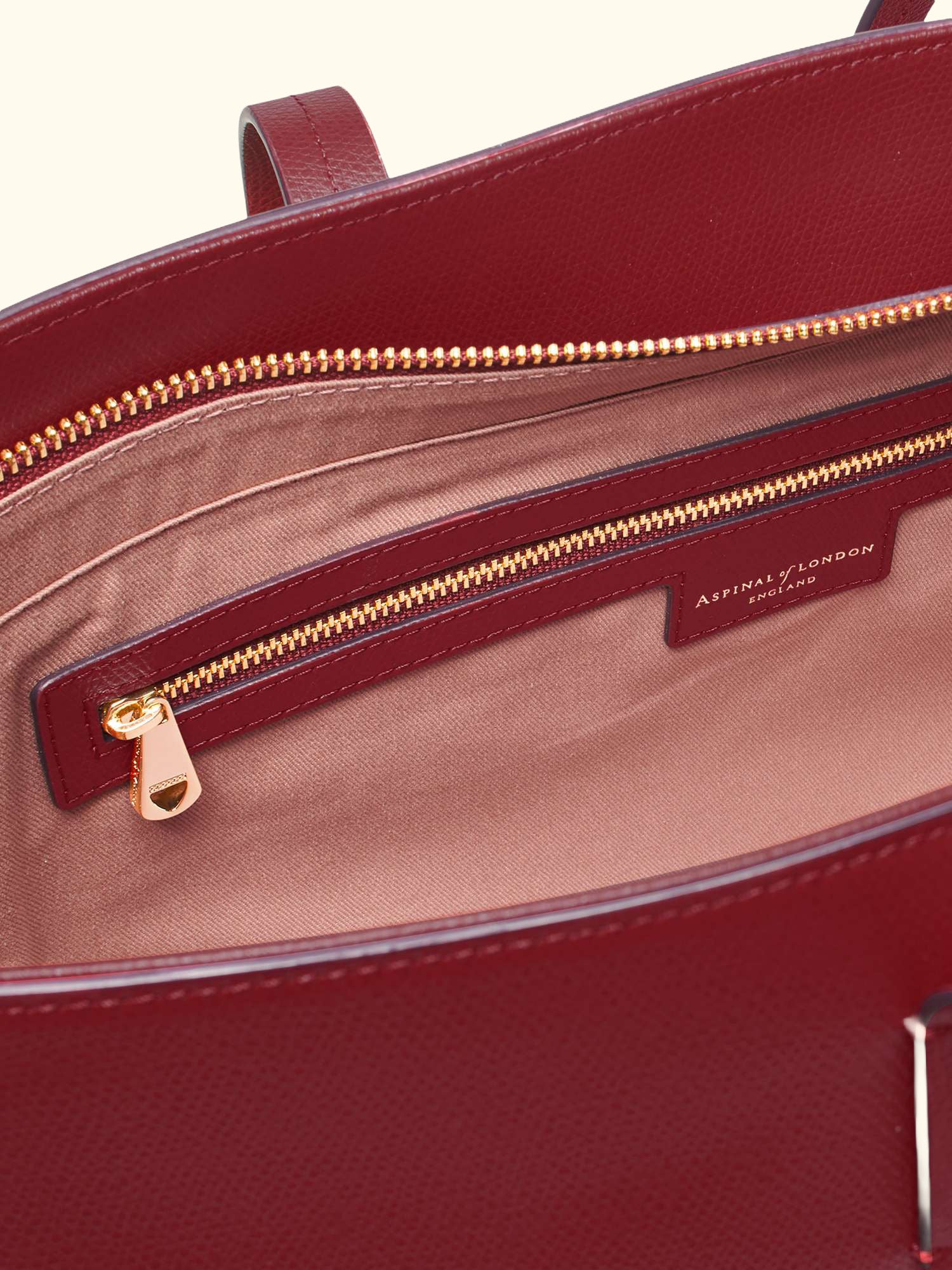 Zipped East West Leather Tote Bag, Cherry