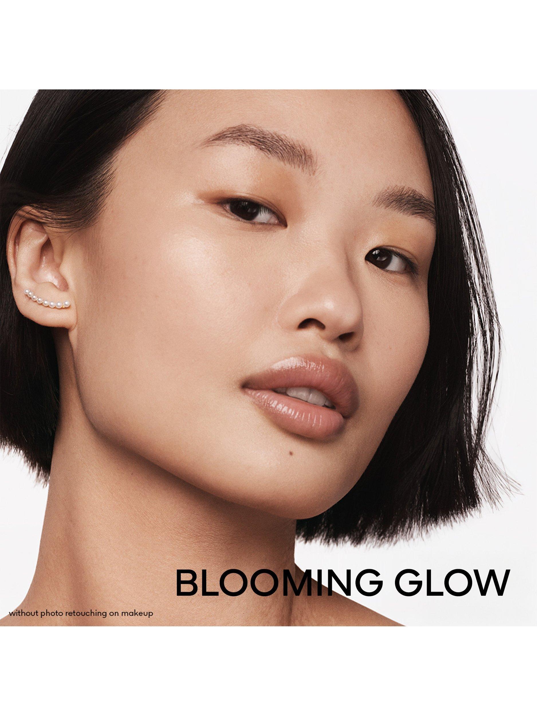 Météorites Limited Edition Blooming Glow Light-Revealing Pearls of Powder, 20g