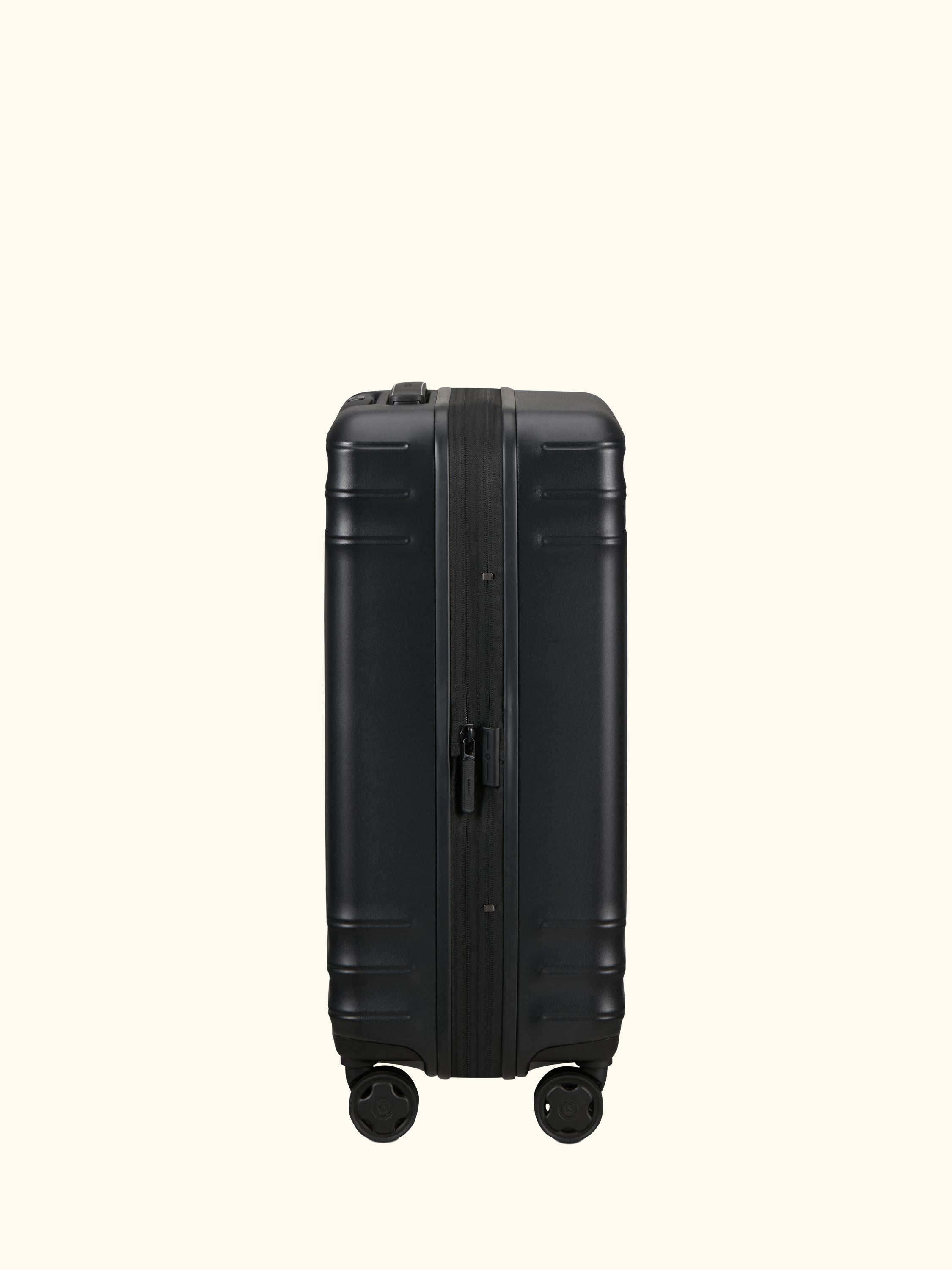 Lin’air 56cm Double Wheel Cabin Case, 48L, Graphite