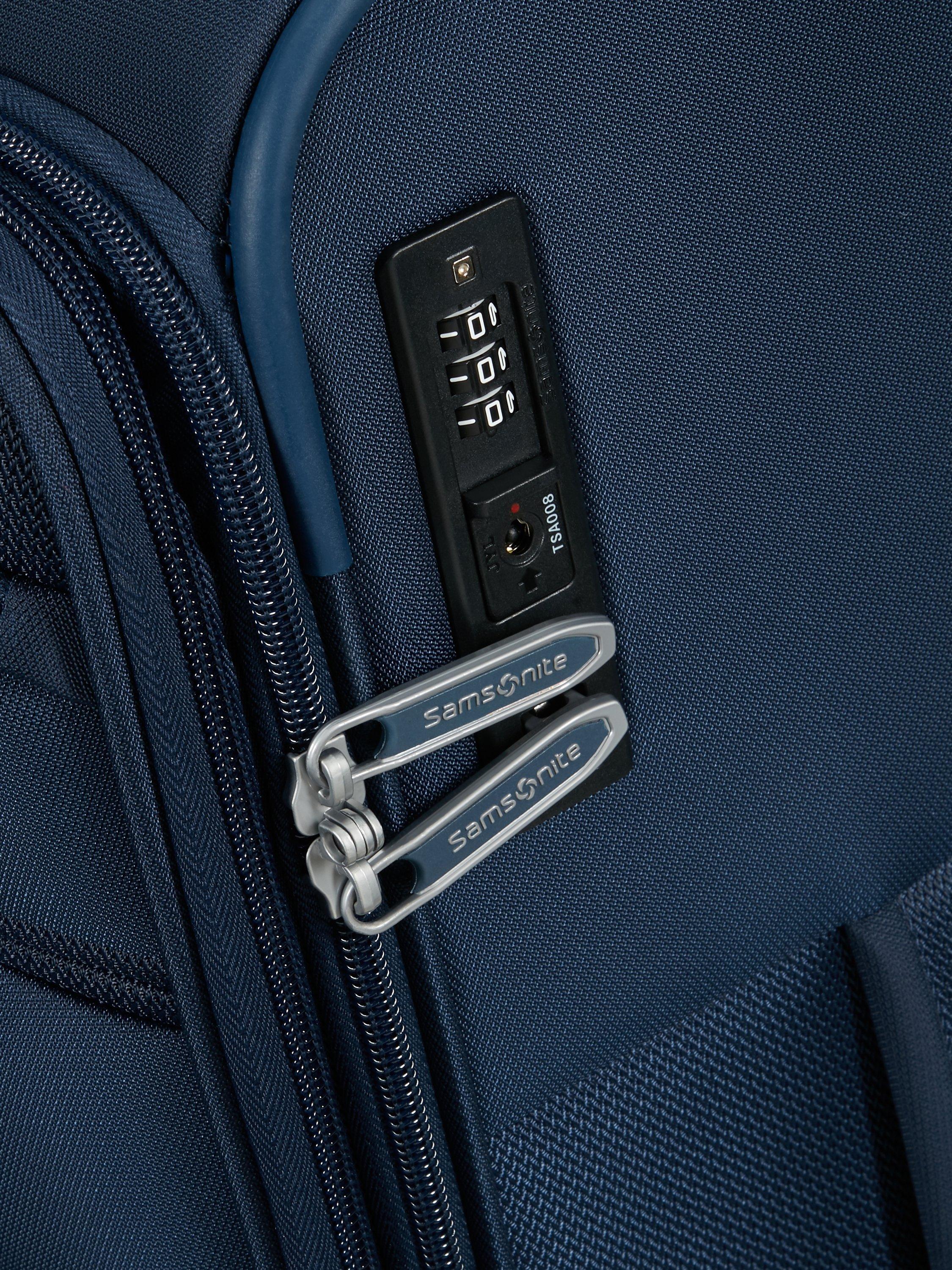 Go Twist Soft Double Wheel Medium Suitcase, 79L