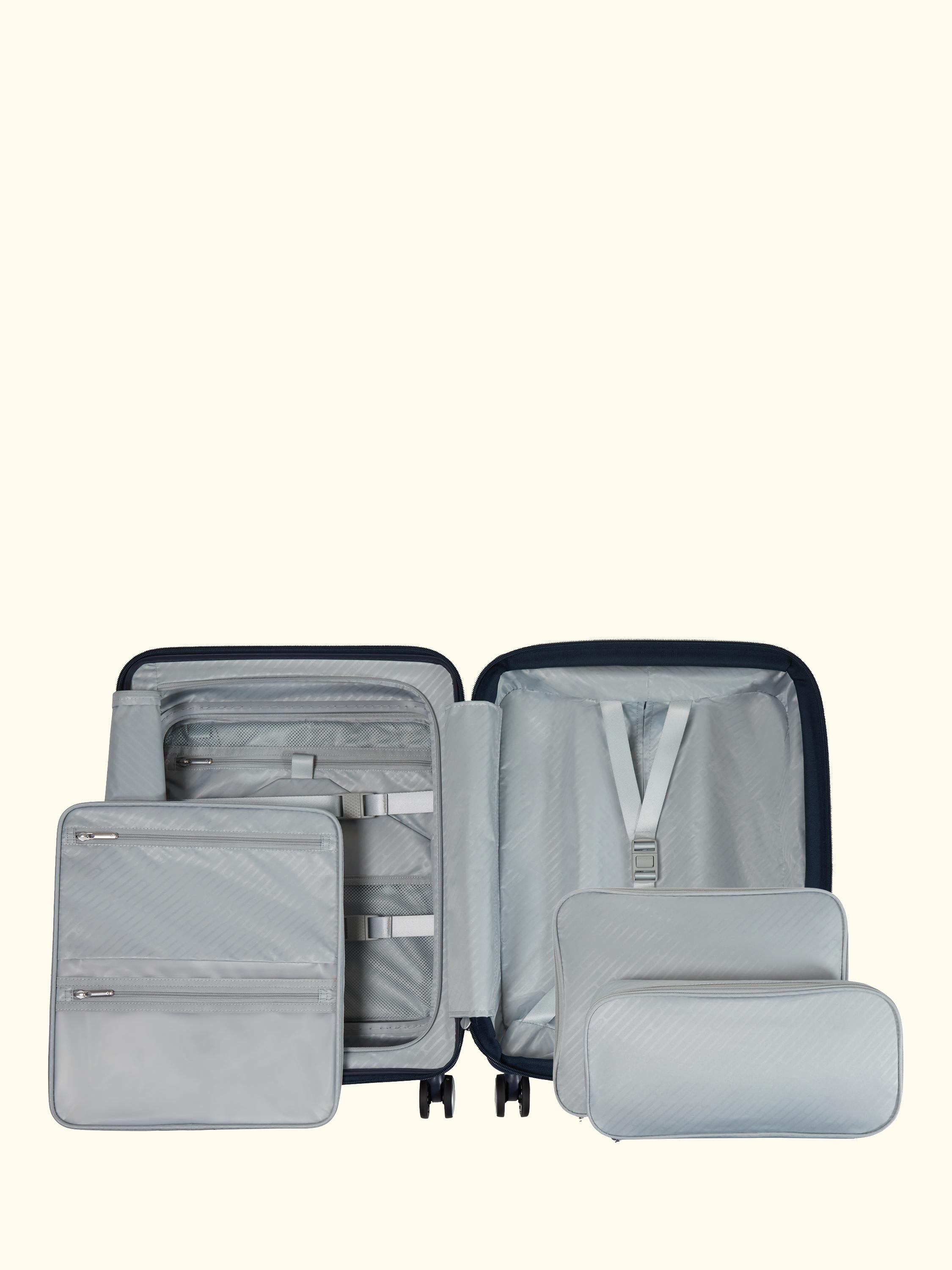 Paralux 55cm 4-Wheel Medium Suitcase, 46L
