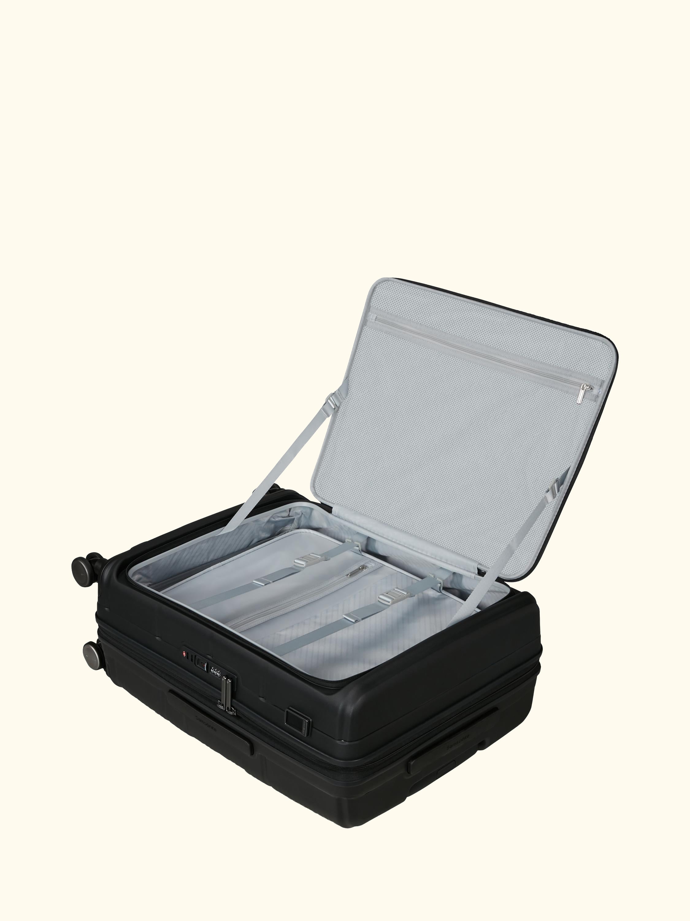 Paralux 67cm 4-Wheel Medium Suitcase, 81L