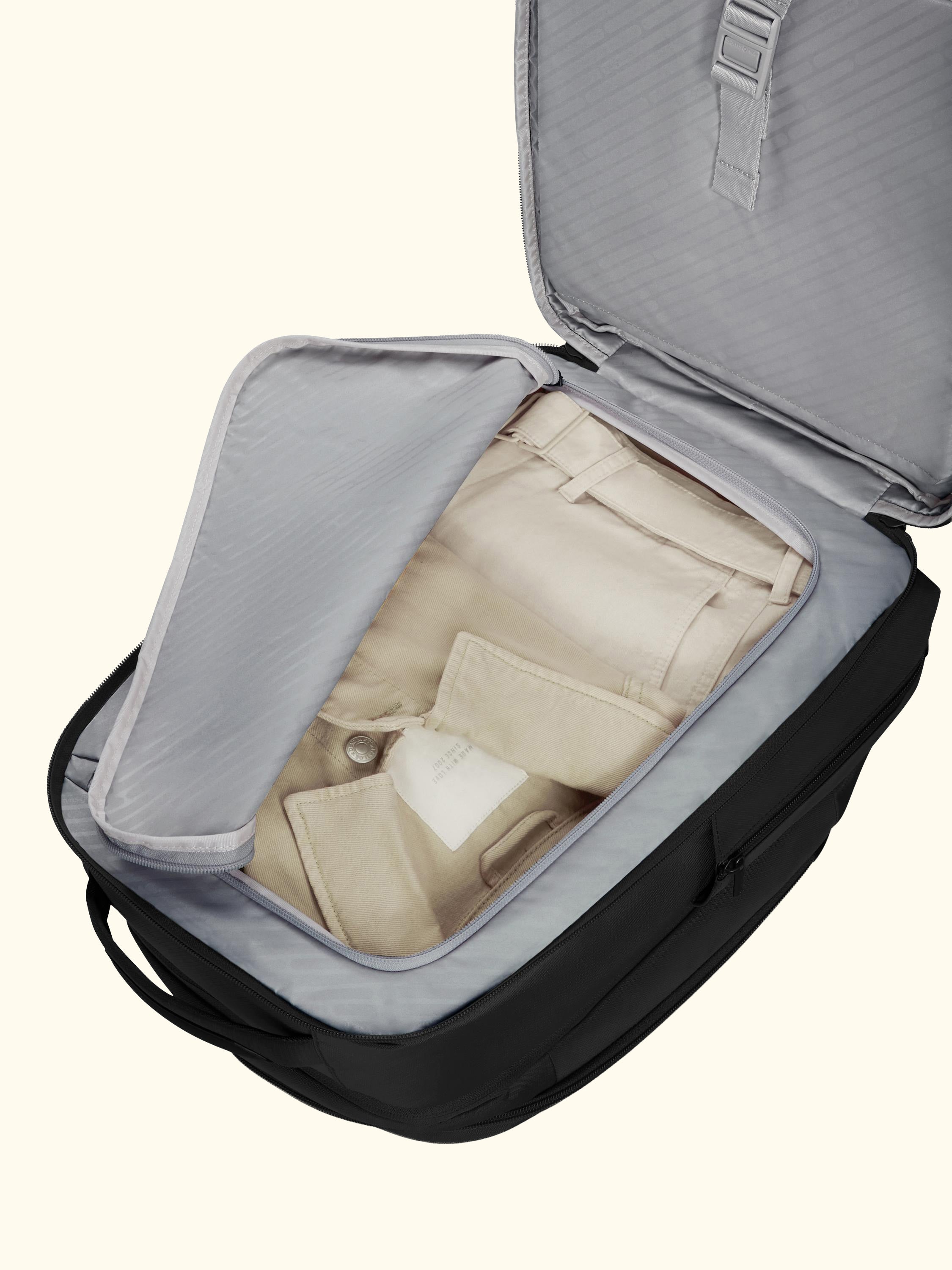 Paralux Collection 2-In-1 Backpack, 26L