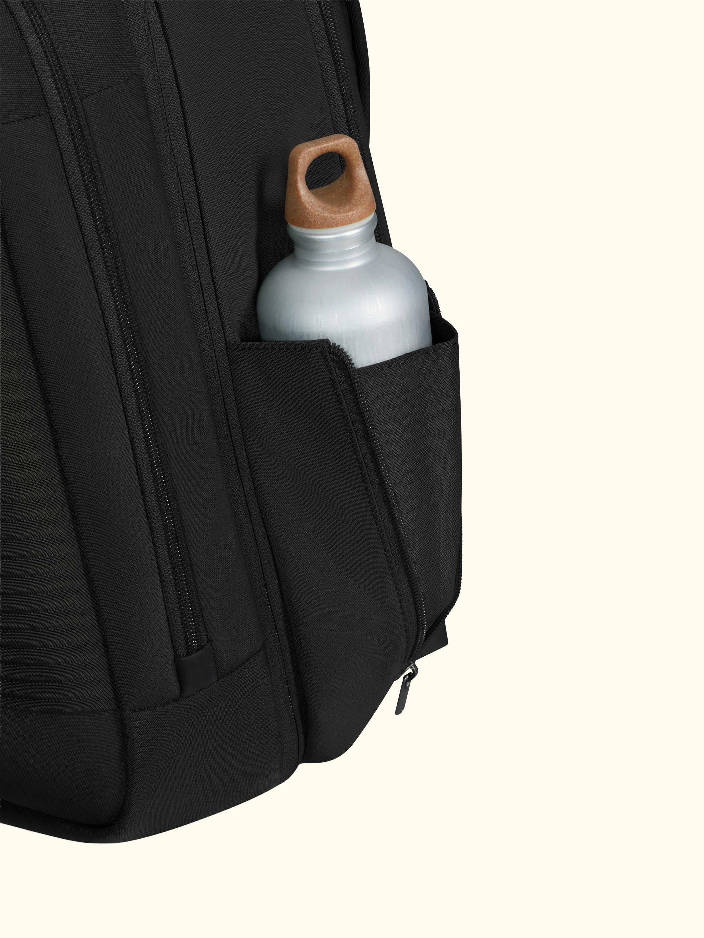 Paralux Collection 2-In-1 Backpack, 26L