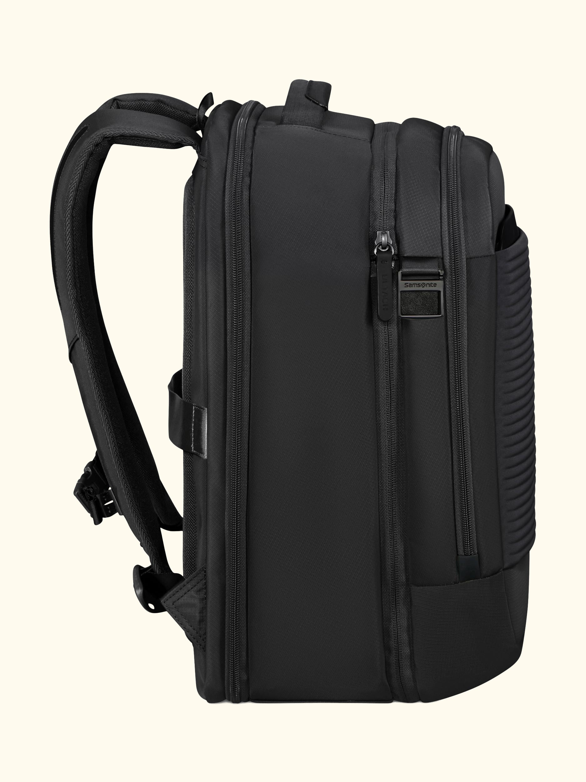 Paralux Collection 2-In-1 Backpack, 26L