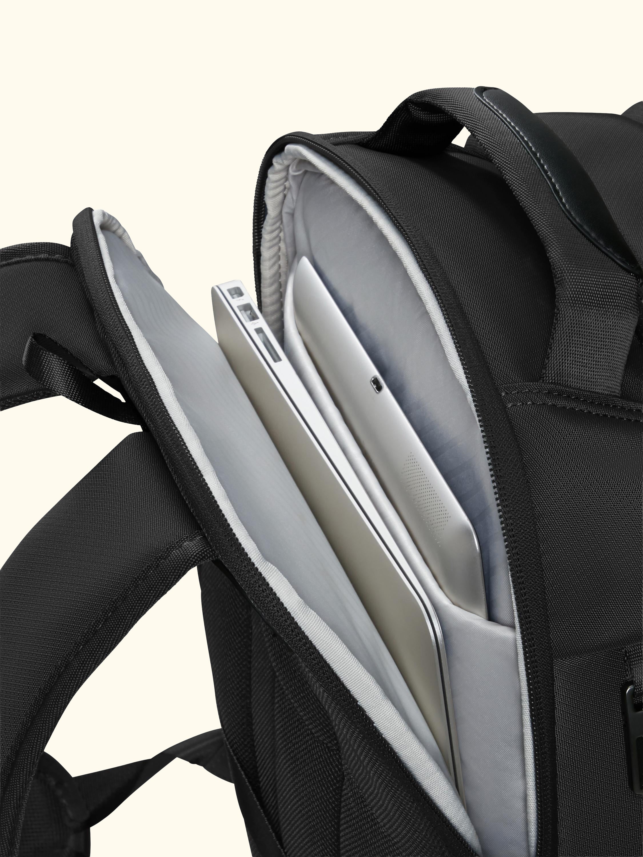 Paralux Collection 15.6" Backpack