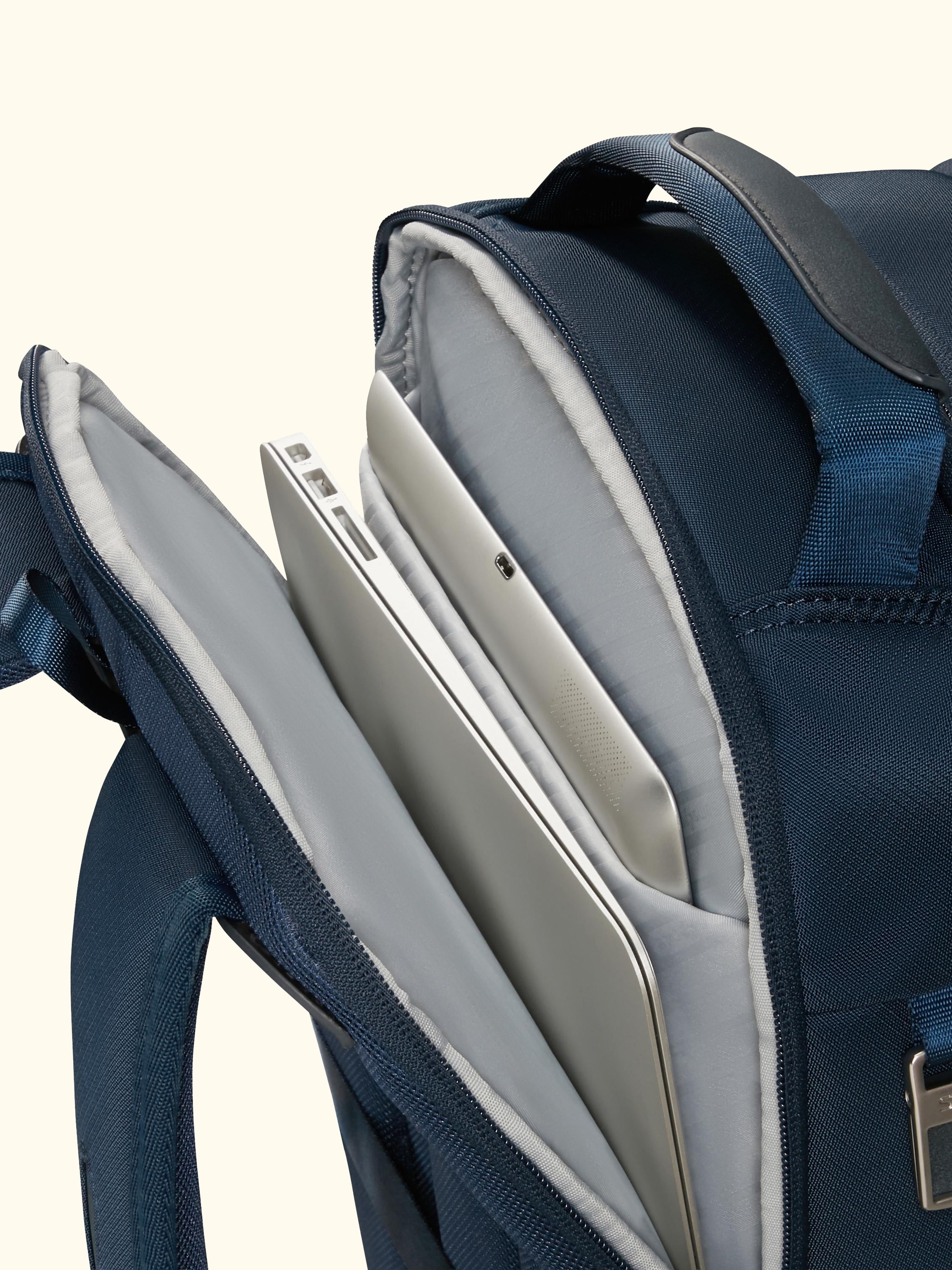 Paralux Collection 15.6" Backpack
