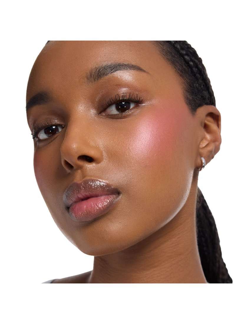 Make Me Blush Bold Blurring Blush