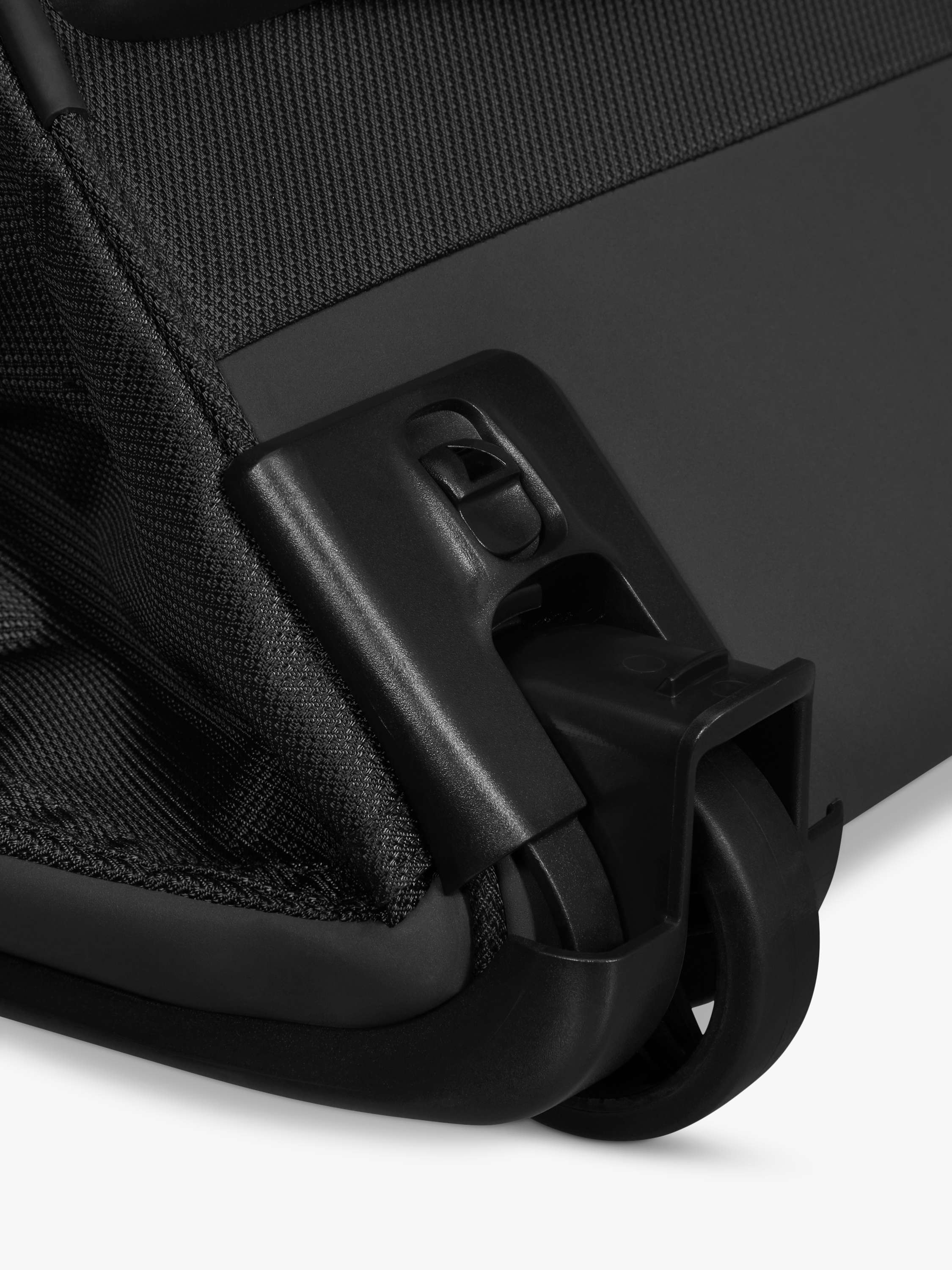 Respark Duffle Cabin Case, 38L