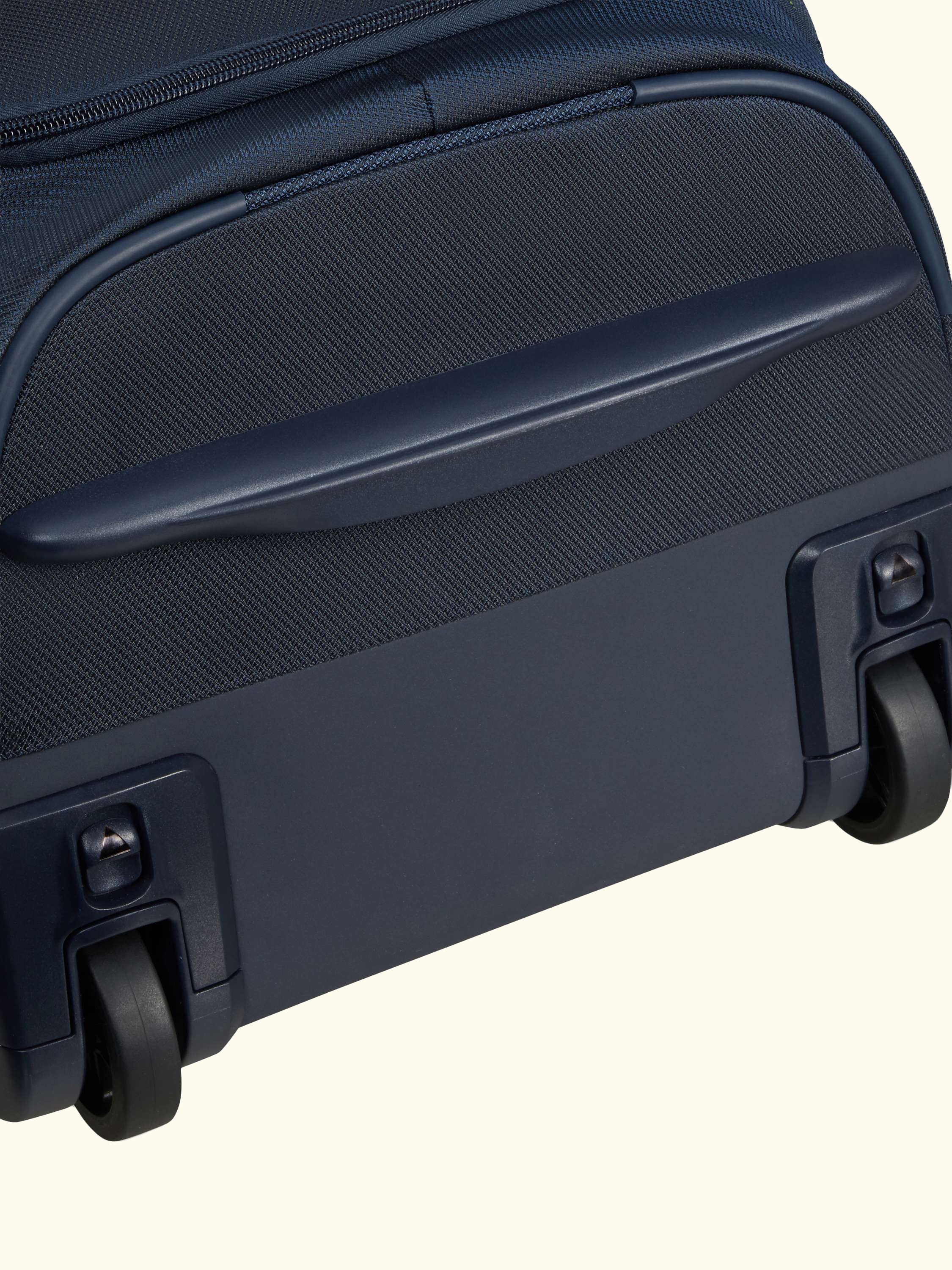 Respark Duffle Cabin Case, 38L