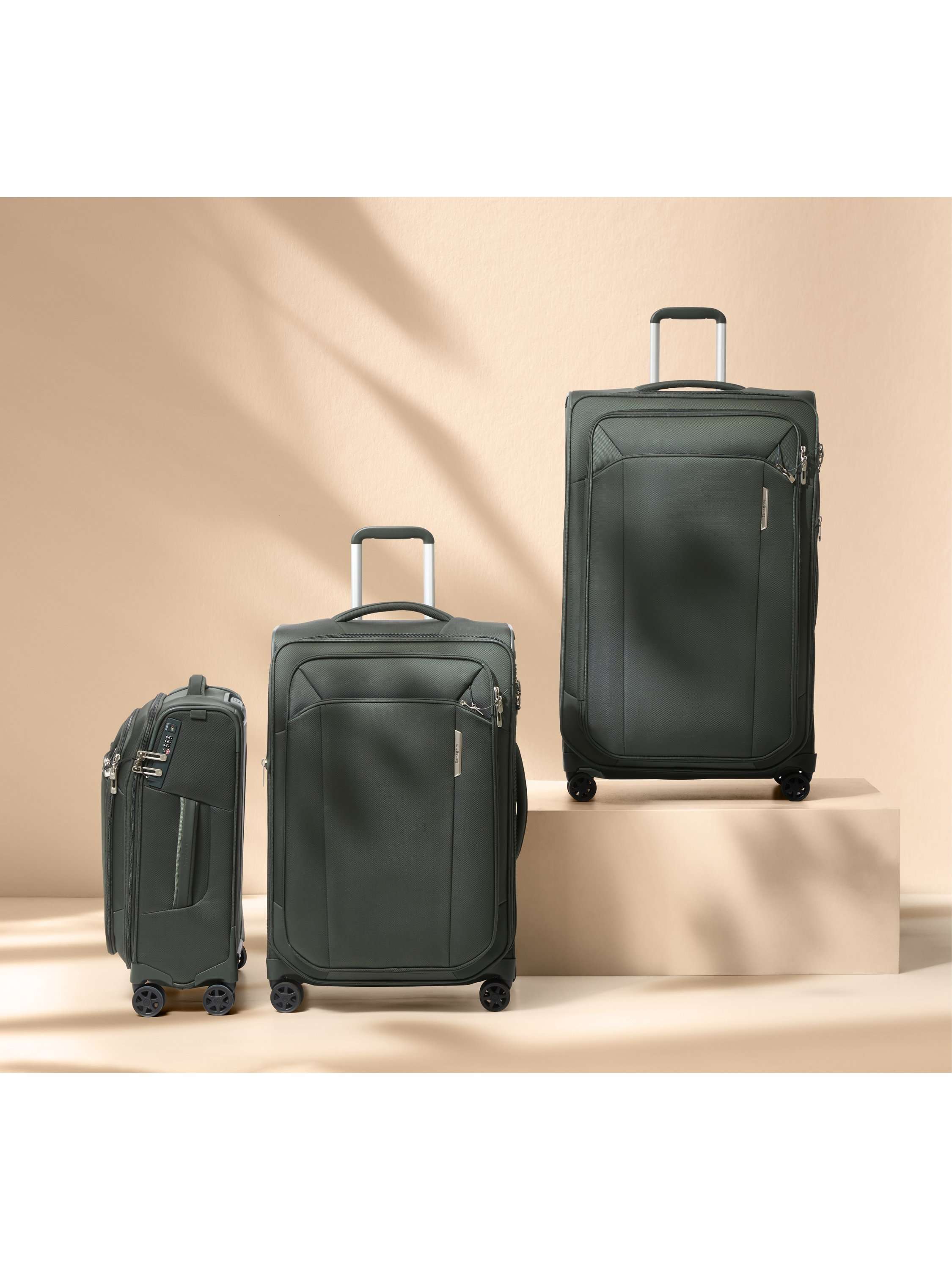 Respark 55cm 2-Wheel Upright Cabin Case, 57L